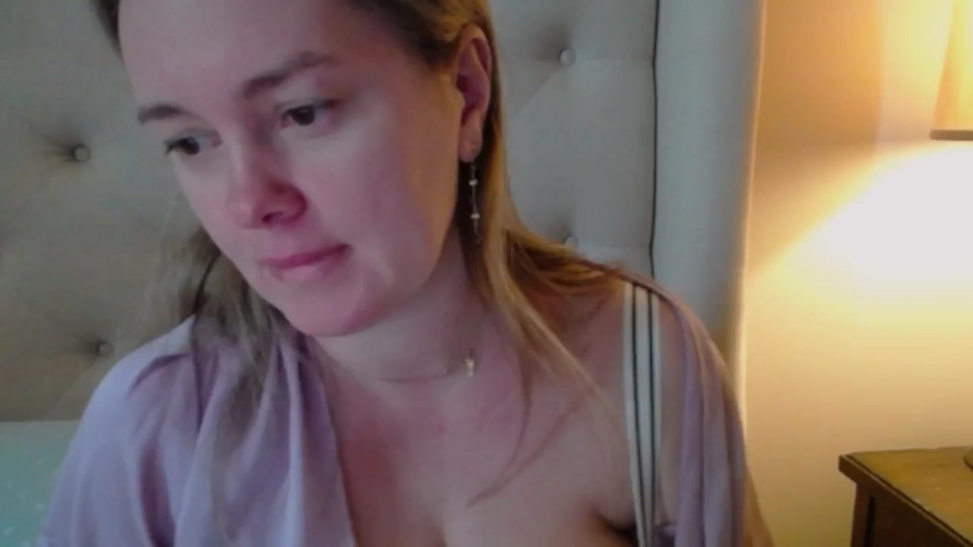 Gallery image thumbnail from J0llye's myfreecams stream on, 01/09/2025, 16:42 image 12 of 20