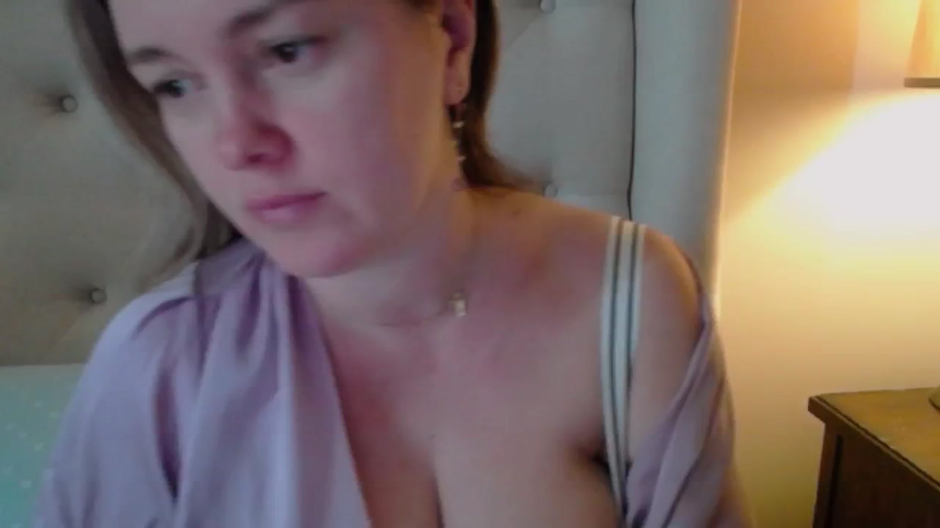 Gallery image thumbnail from J0llye's myfreecams stream on, 01/09/2025, 16:42 image 13 of 20