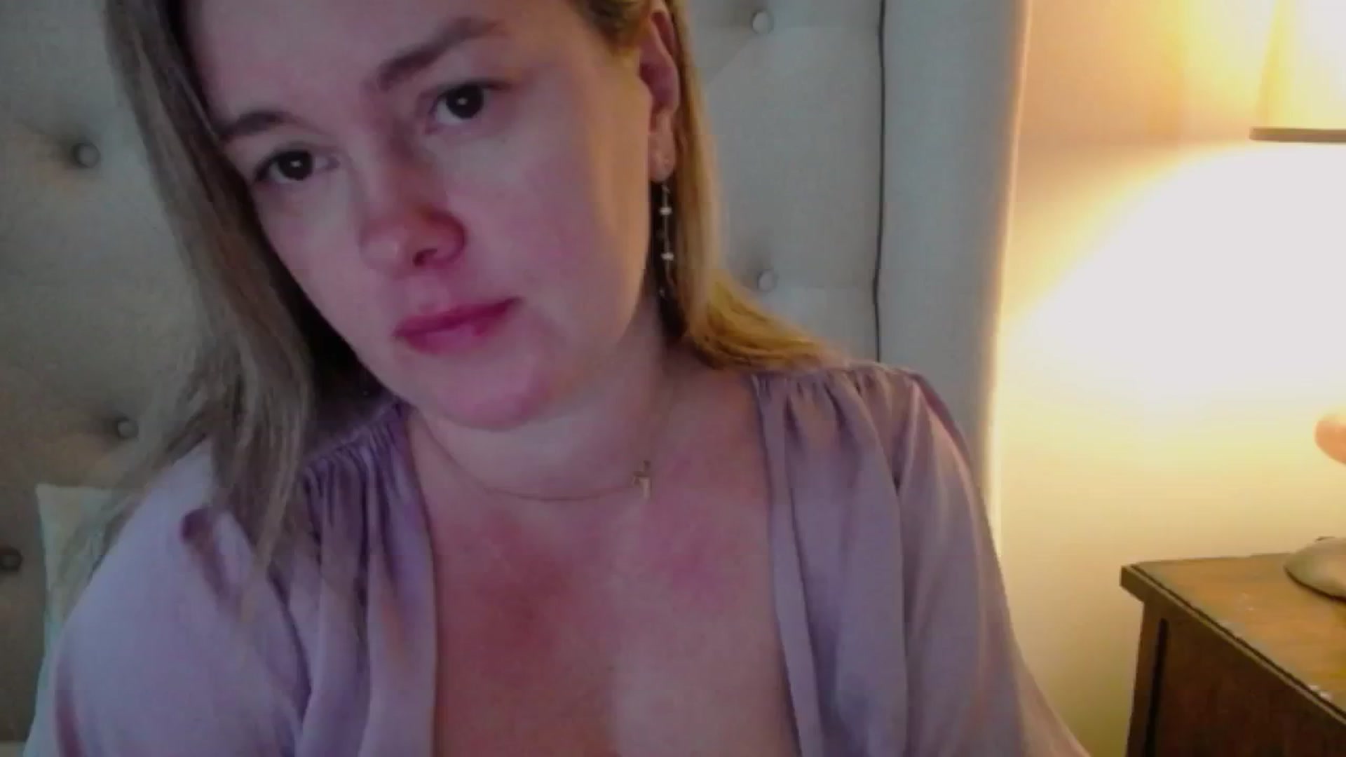 Gallery image thumbnail from J0llye's myfreecams stream on, 01/09/2025, 20:00 image 7 of 20