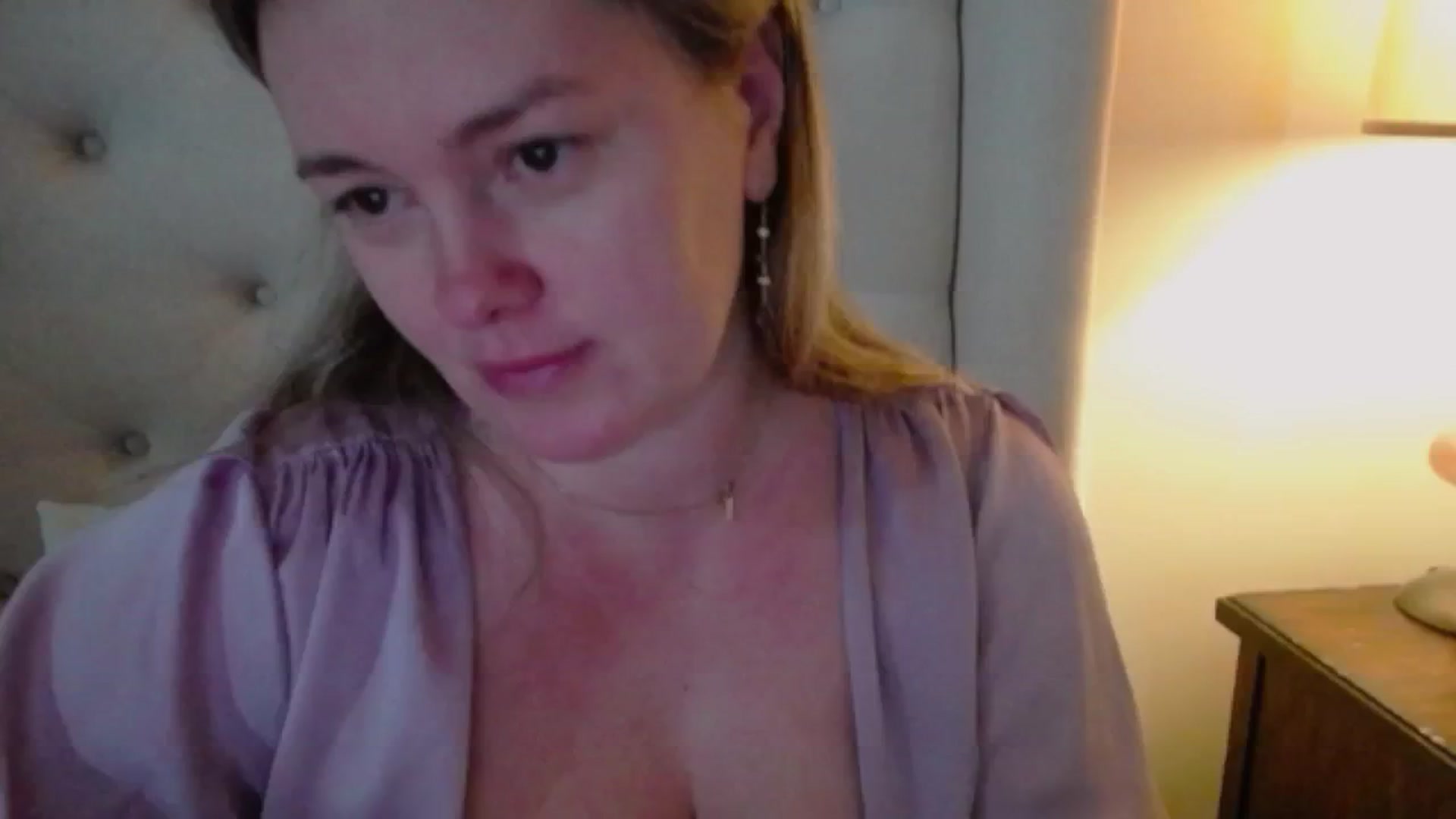 Gallery image thumbnail from J0llye's myfreecams stream on, 01/09/2025, 20:00 image 14 of 20