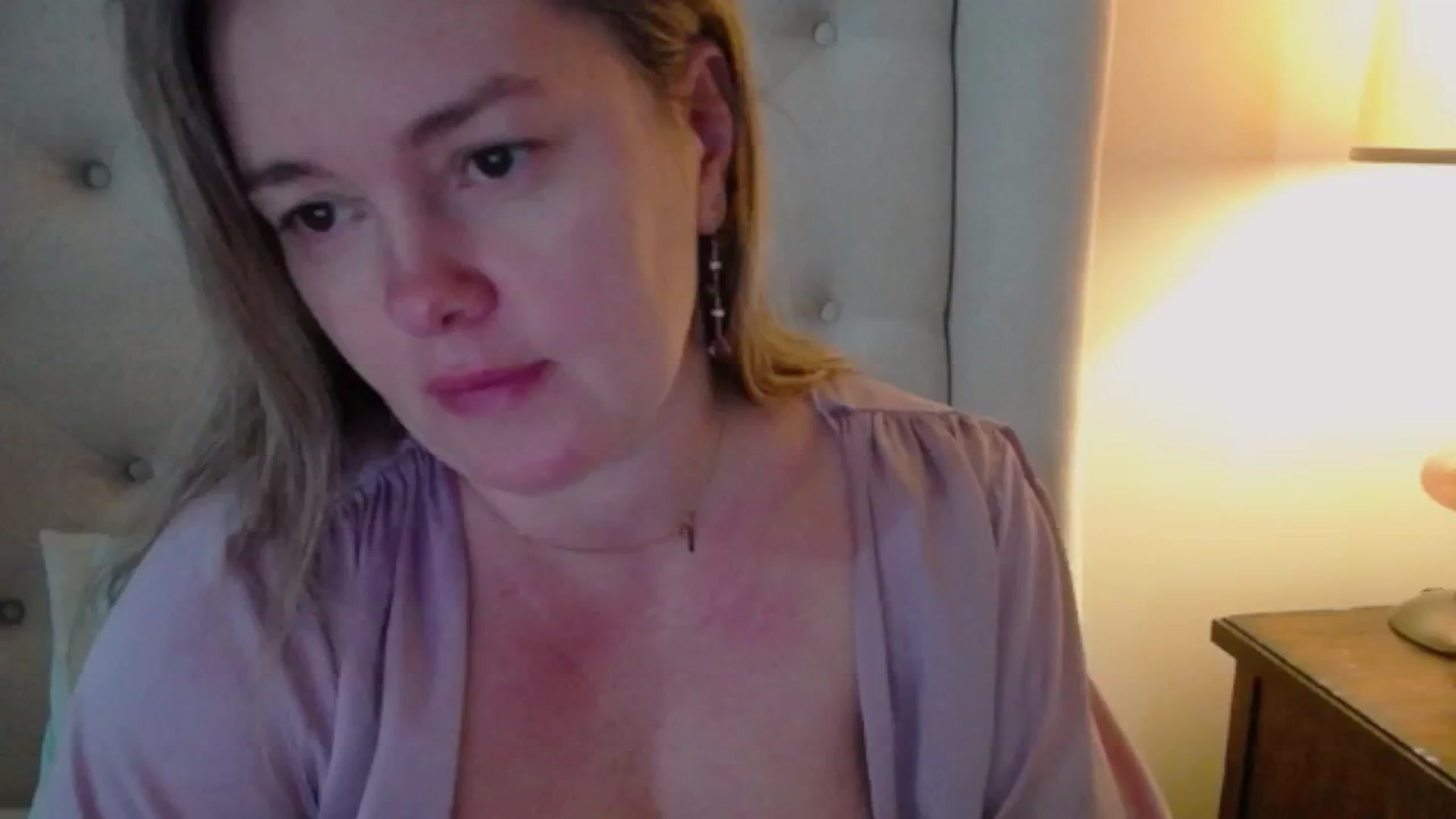 Gallery image thumbnail from J0llye's myfreecams stream on, 01/09/2025, 20:00 image 3 of 20