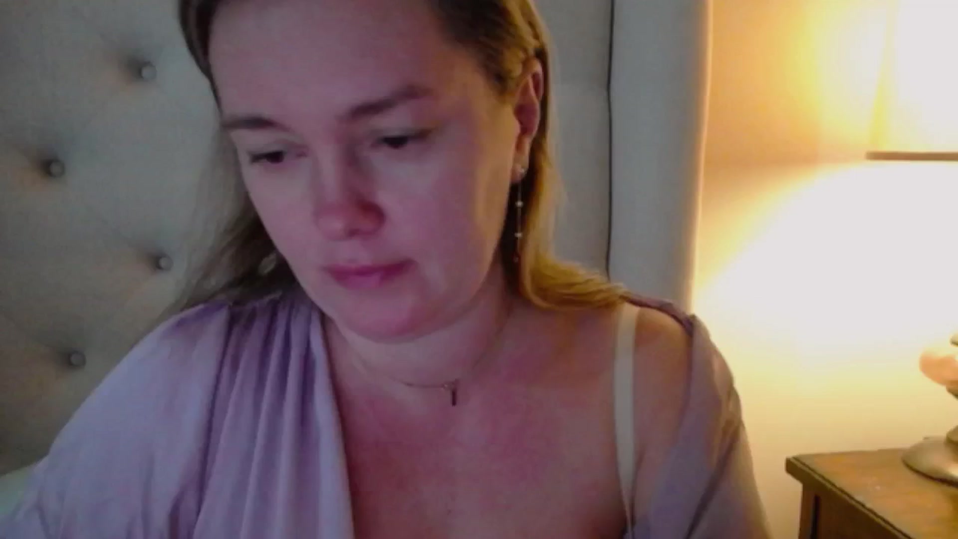 Gallery image thumbnail from J0llye's myfreecams stream on, 01/09/2025, 21:01 image 1 of 20