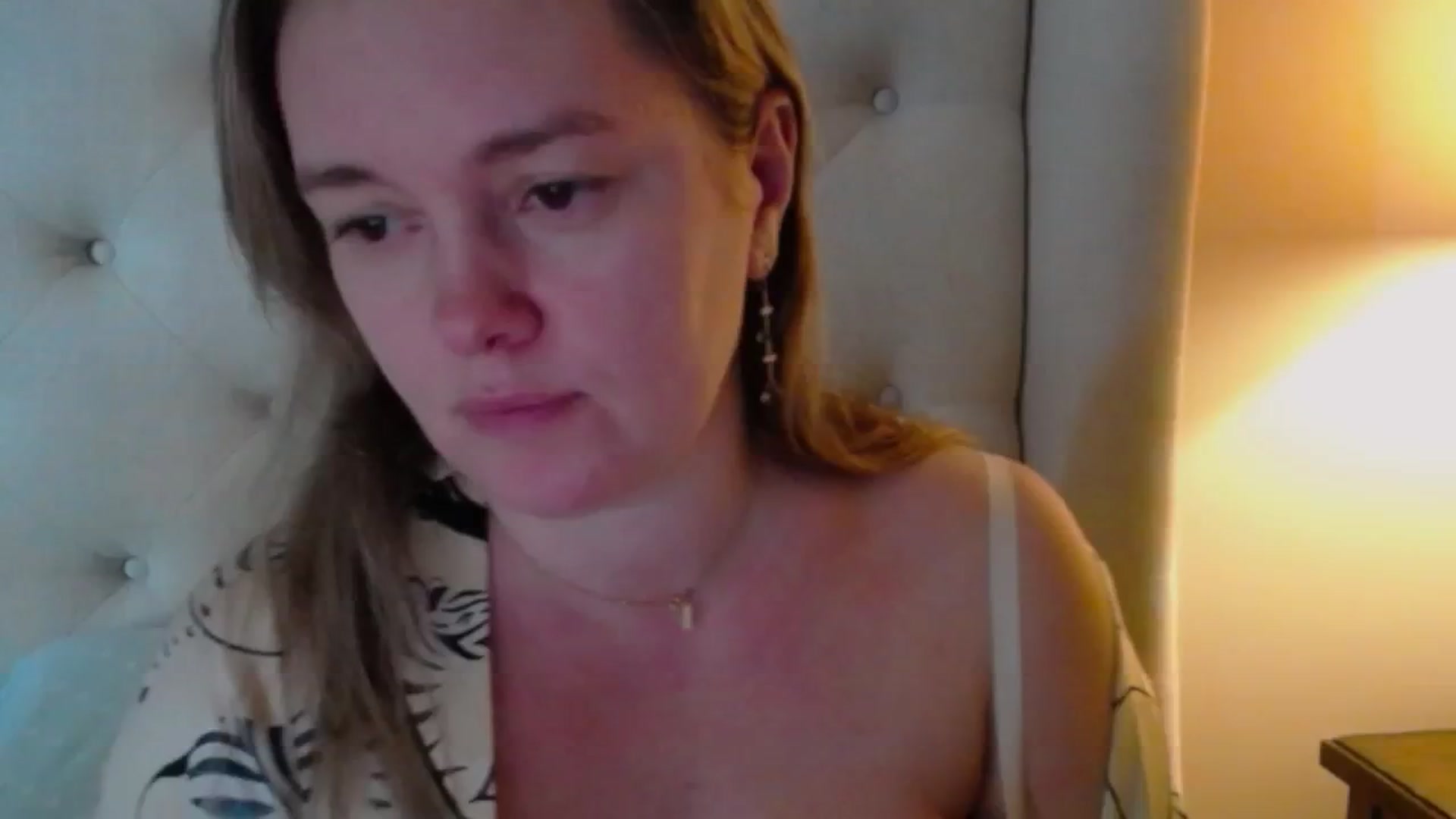 Gallery image thumbnail from J0llye's myfreecams stream on, 01/11/2025, 21:08 image 18 of 20