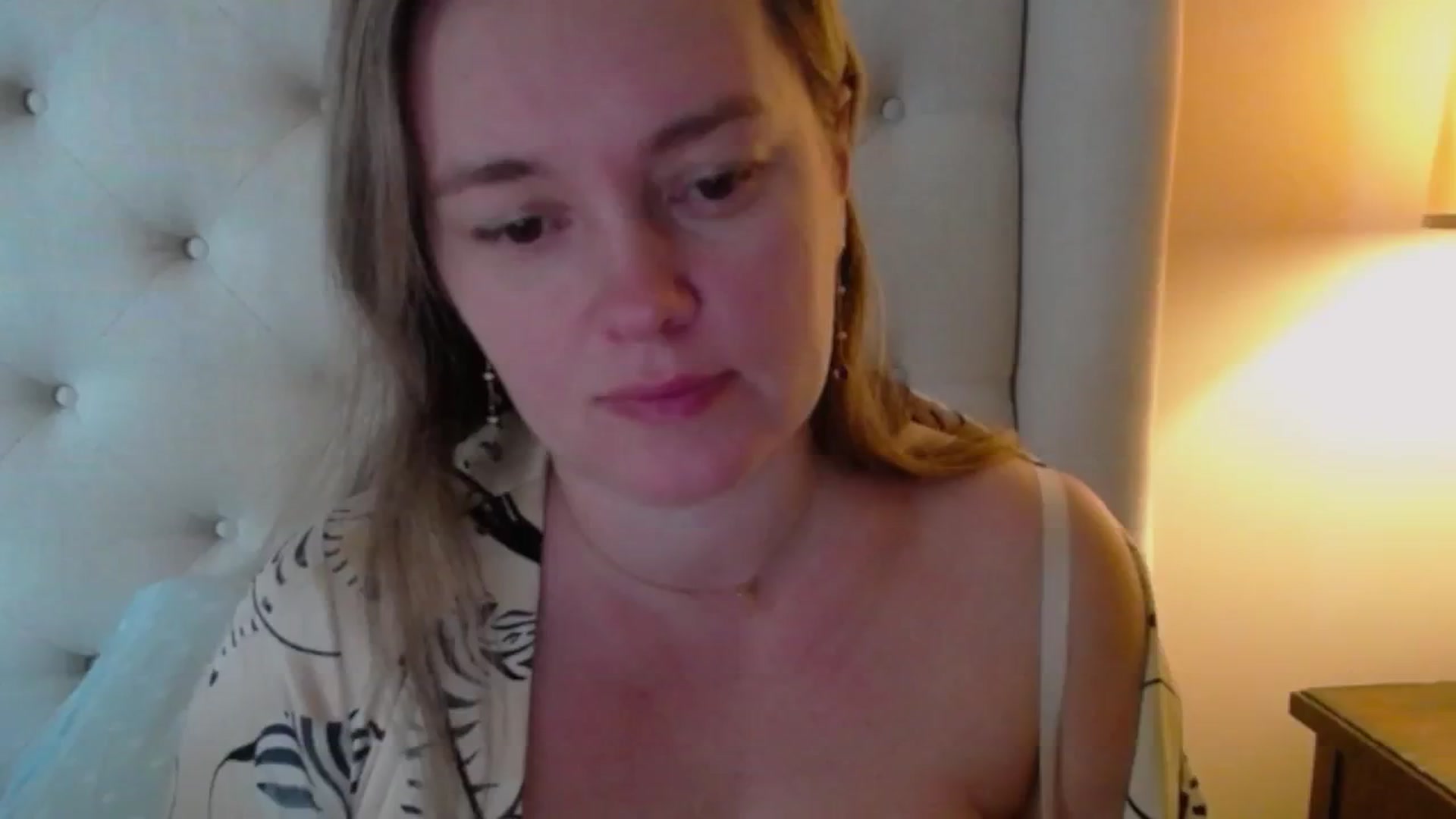 Gallery image thumbnail from J0llye's myfreecams stream on, 01/11/2025, 21:08 image 9 of 20
