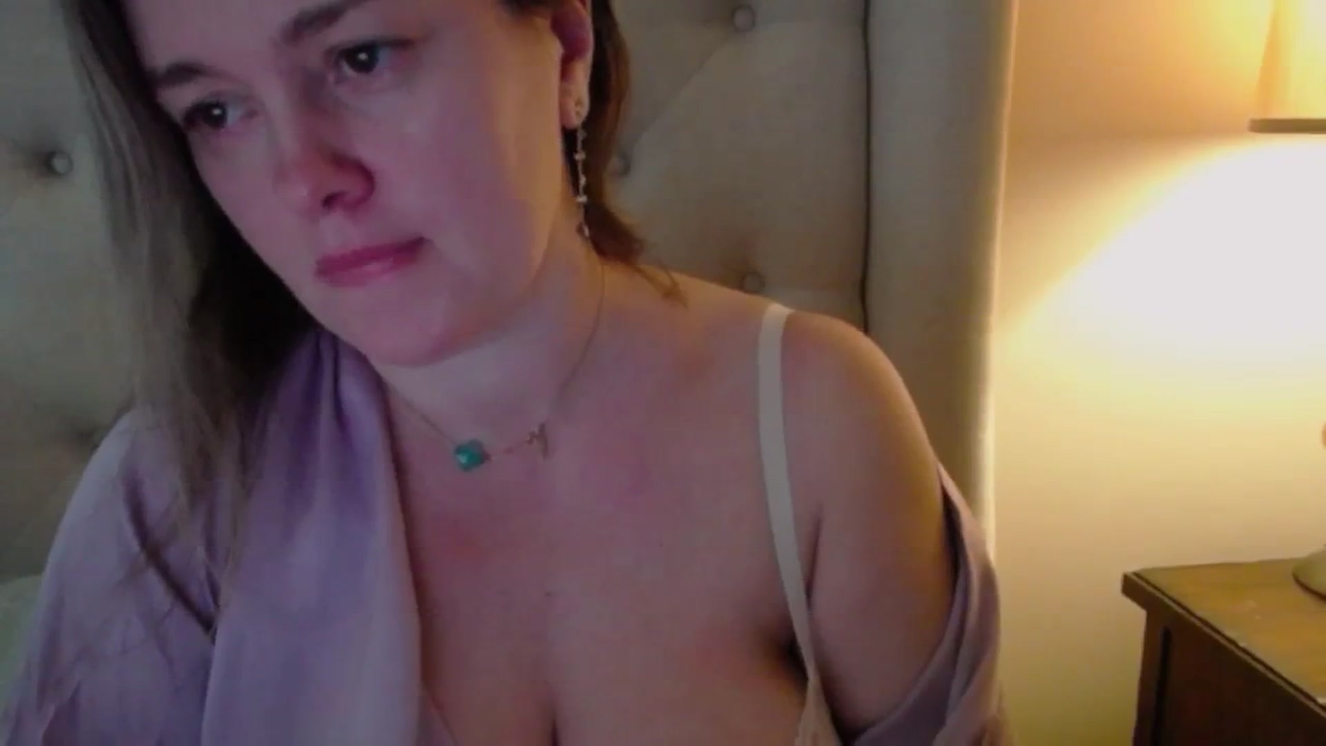 Gallery image thumbnail from J0llye's myfreecams stream on, 01/12/2025, 21:08 image 9 of 20