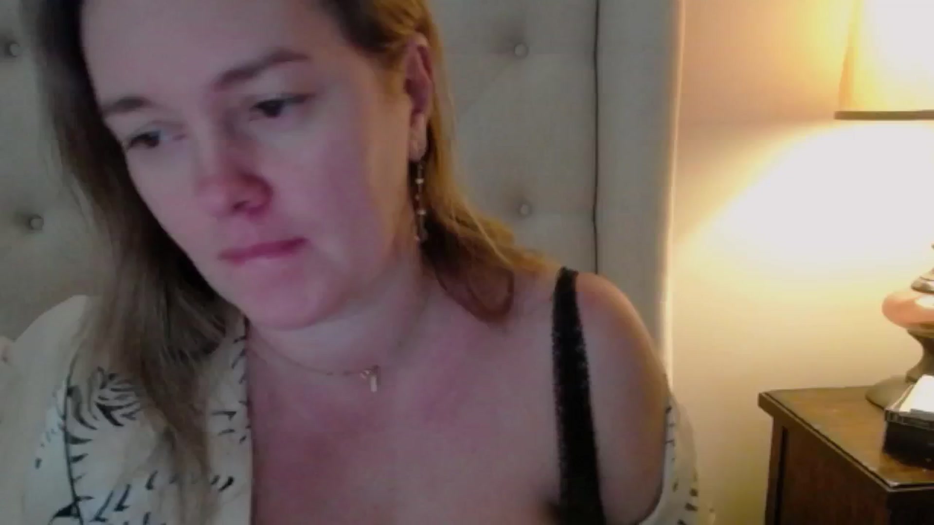 Gallery image thumbnail from J0llye's myfreecams stream on, 01/13/2025, 17:58 image 16 of 20