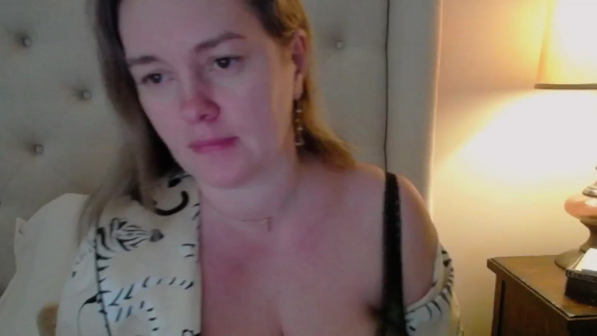 Gallery image thumbnail from J0llye's myfreecams stream on, 01/13/2025, 17:58 image 10 of 20