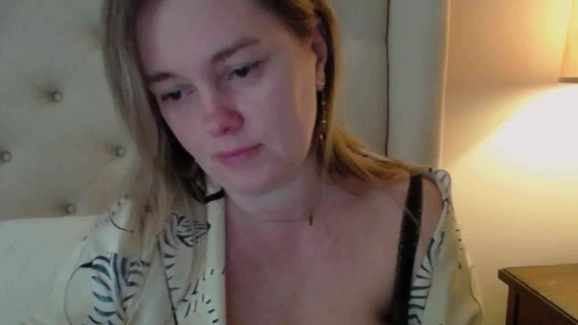 Gallery image thumbnail from J0llye's myfreecams stream on, 01/15/2025, 17:05 image 4 of 20