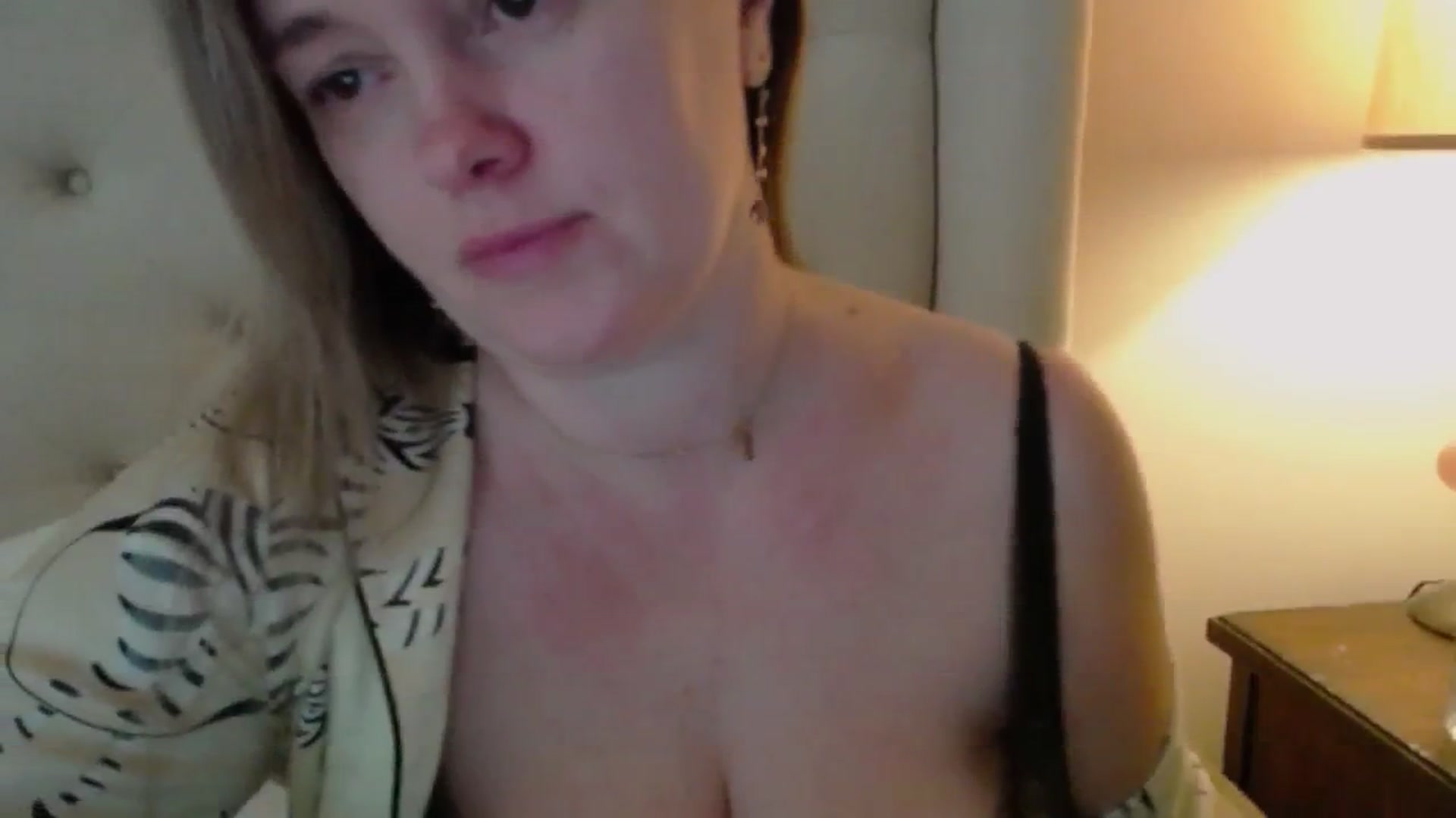 Gallery image thumbnail from J0llye's myfreecams stream on, 01/15/2025, 17:38 image 2 of 20