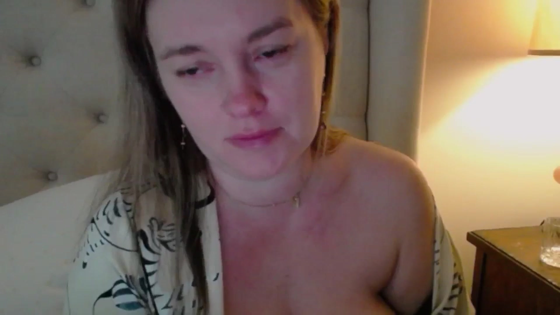 Gallery image thumbnail from J0llye's myfreecams stream on, 01/15/2025, 17:38 image 19 of 20