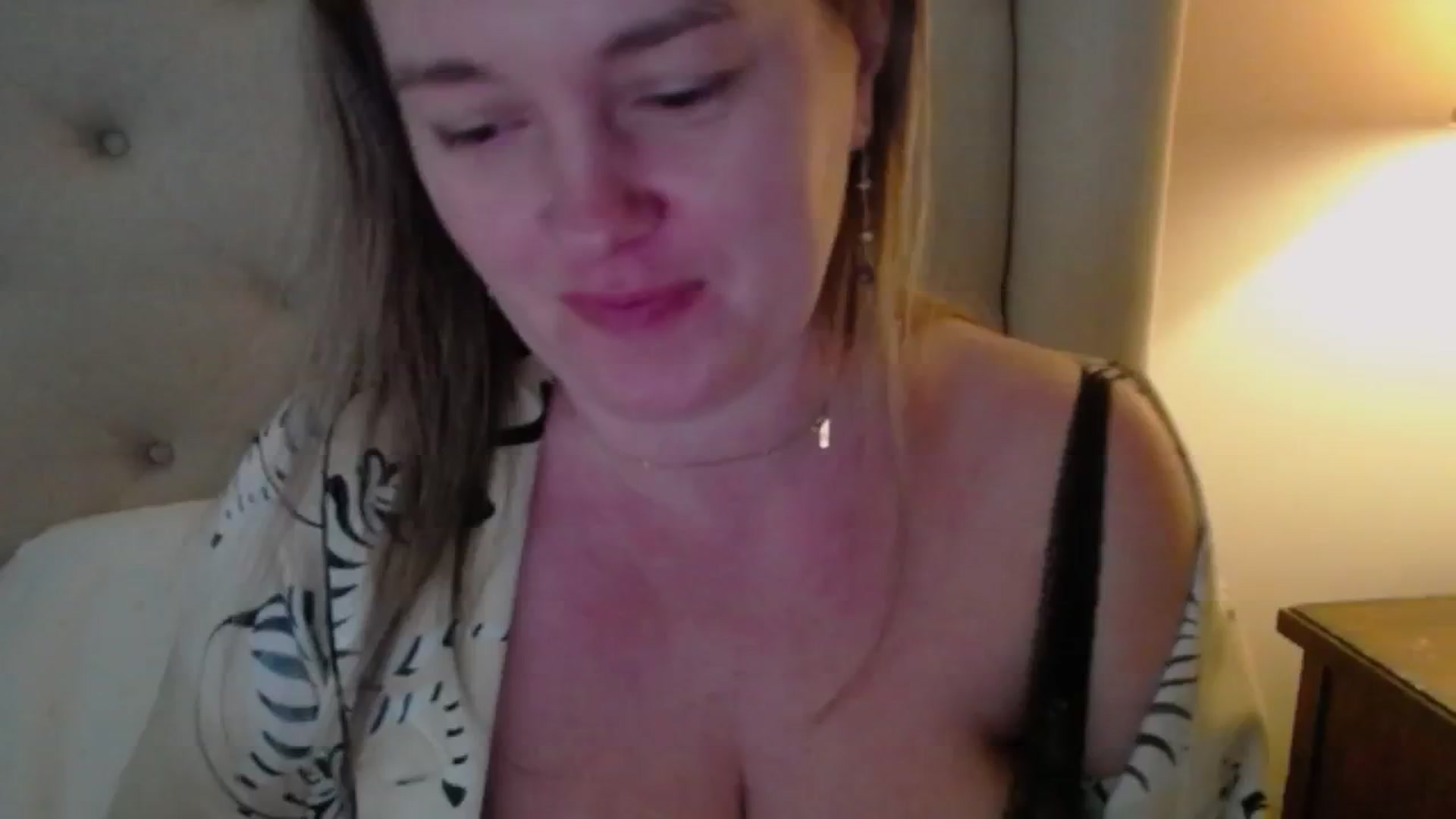 Gallery image thumbnail from J0llye's myfreecams stream on, 01/15/2025, 20:51 image 2 of 20