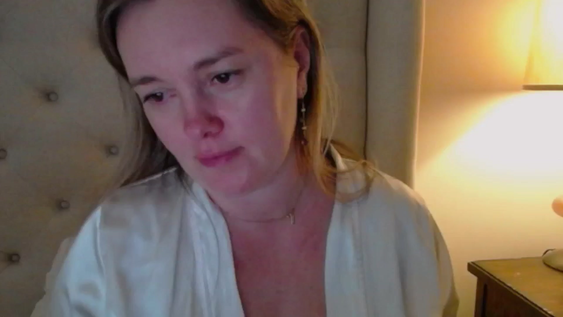 Gallery image thumbnail from J0llye's myfreecams stream on, 01/16/2025, 20:19 image 17 of 20