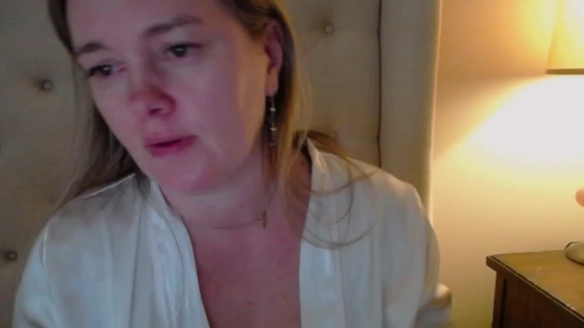 Gallery image thumbnail from J0llye's myfreecams stream on, 01/16/2025, 20:19 image 18 of 20
