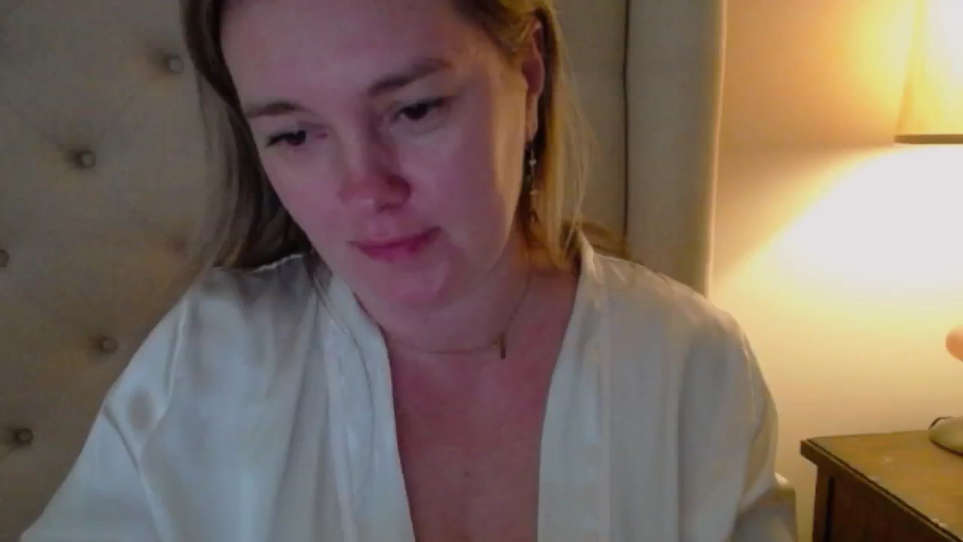 Gallery image thumbnail from J0llye's myfreecams stream on, 01/16/2025, 20:19 image 15 of 20