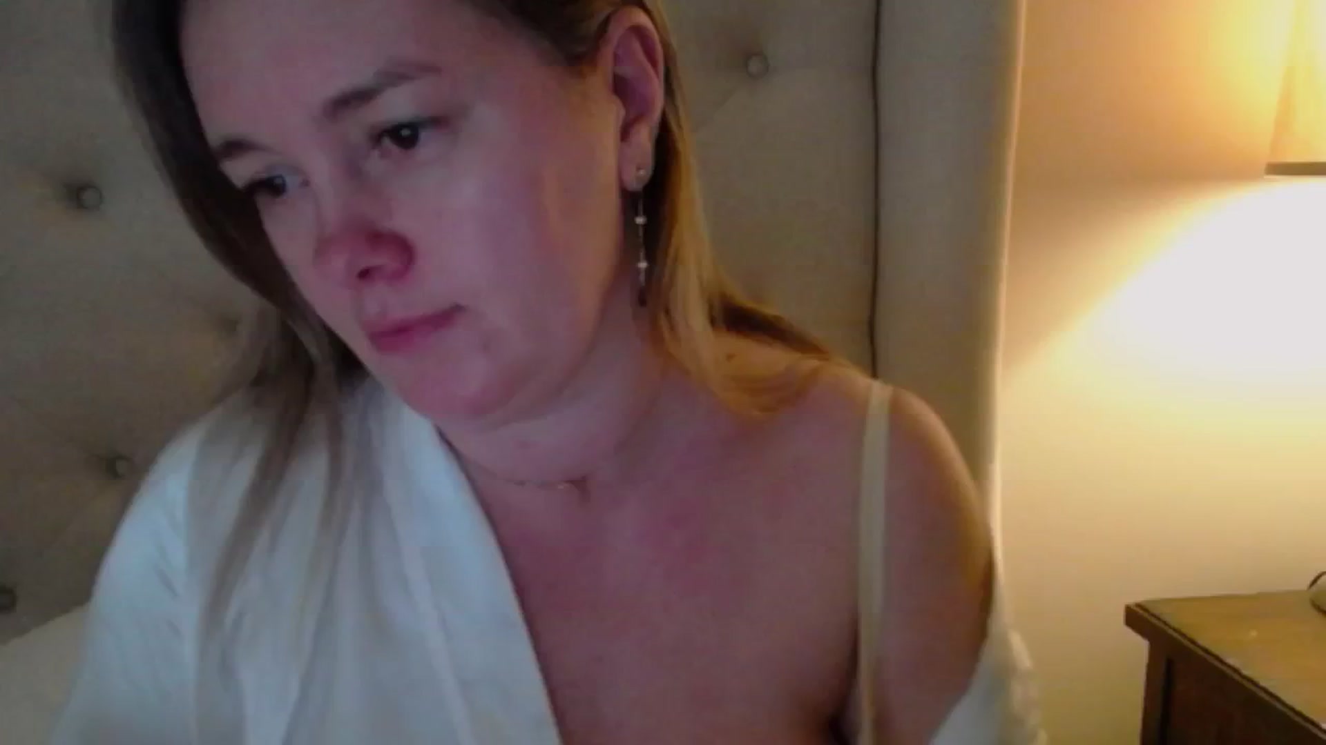 Gallery image thumbnail from J0llye's myfreecams stream on, 01/16/2025, 20:55 image 3 of 20