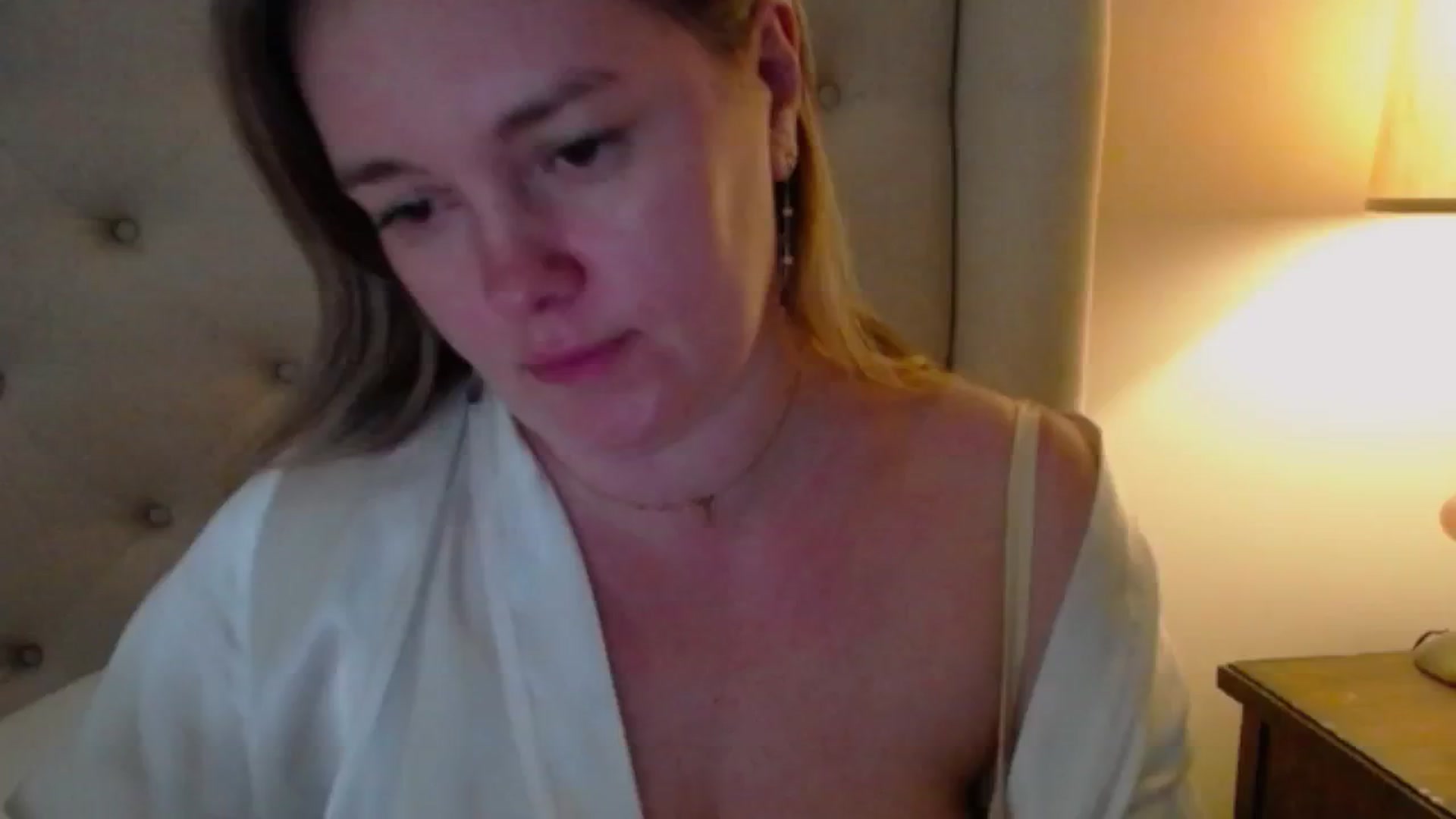 Gallery image thumbnail from J0llye's myfreecams stream on, 01/16/2025, 20:55 image 1 of 20
