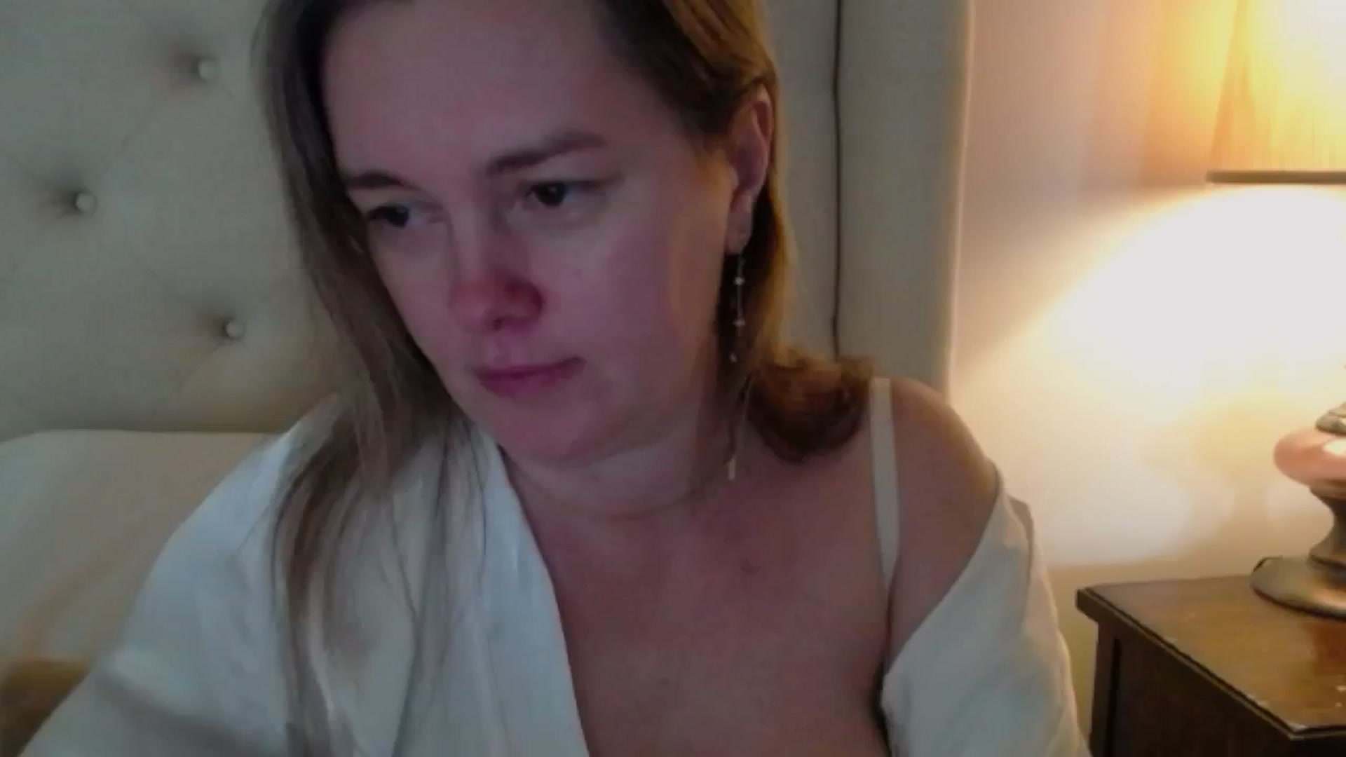 Gallery image thumbnail from J0llye's myfreecams stream on, 01/17/2025, 17:47 image 12 of 20