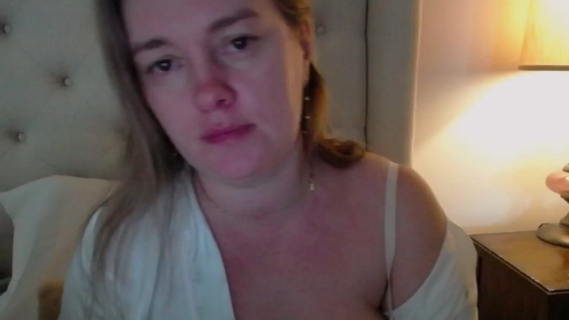 Gallery image thumbnail from J0llye's myfreecams stream on, 01/17/2025, 17:47 image 5 of 20