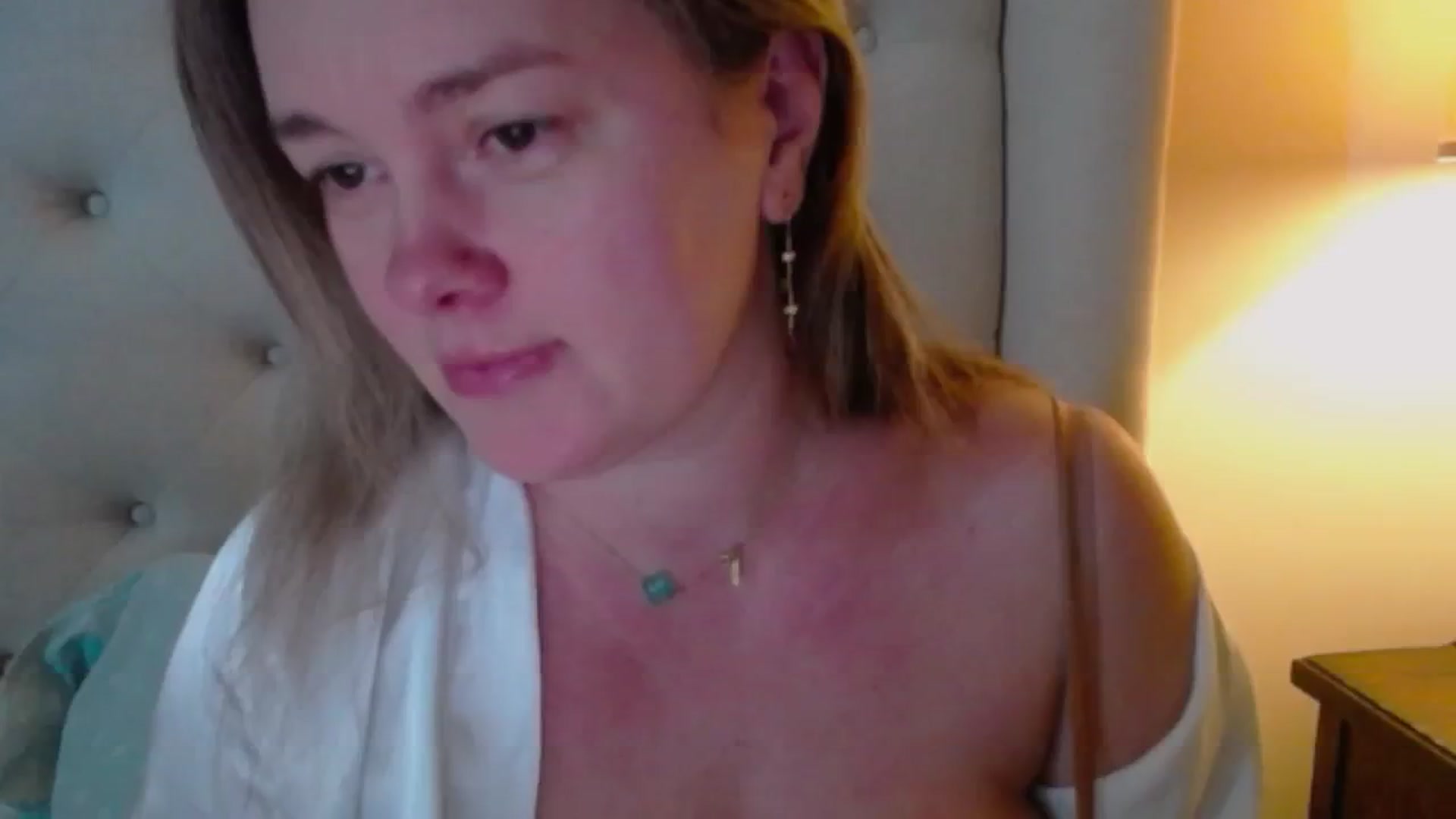 Gallery image thumbnail from J0llye's myfreecams stream on, 01/20/2025, 20:39 image 4 of 20
