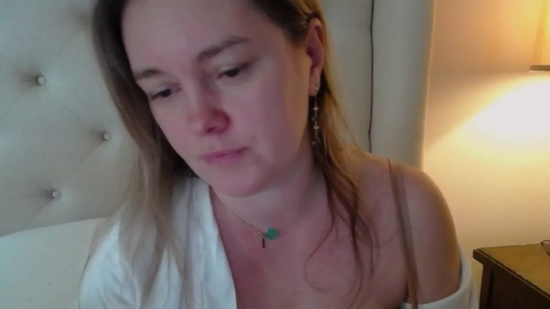 Gallery image thumbnail from J0llye's myfreecams stream on, 01/24/2025, 17:44 image 8 of 20
