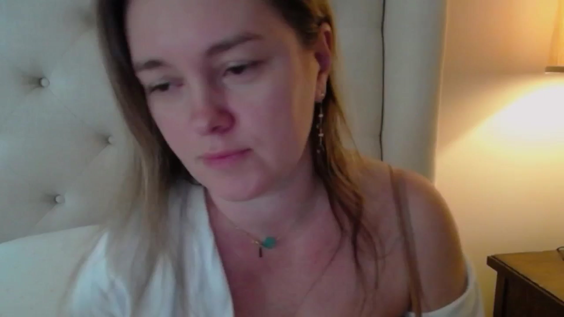 Gallery image thumbnail from J0llye's myfreecams stream on, 01/24/2025, 17:44 image 10 of 20