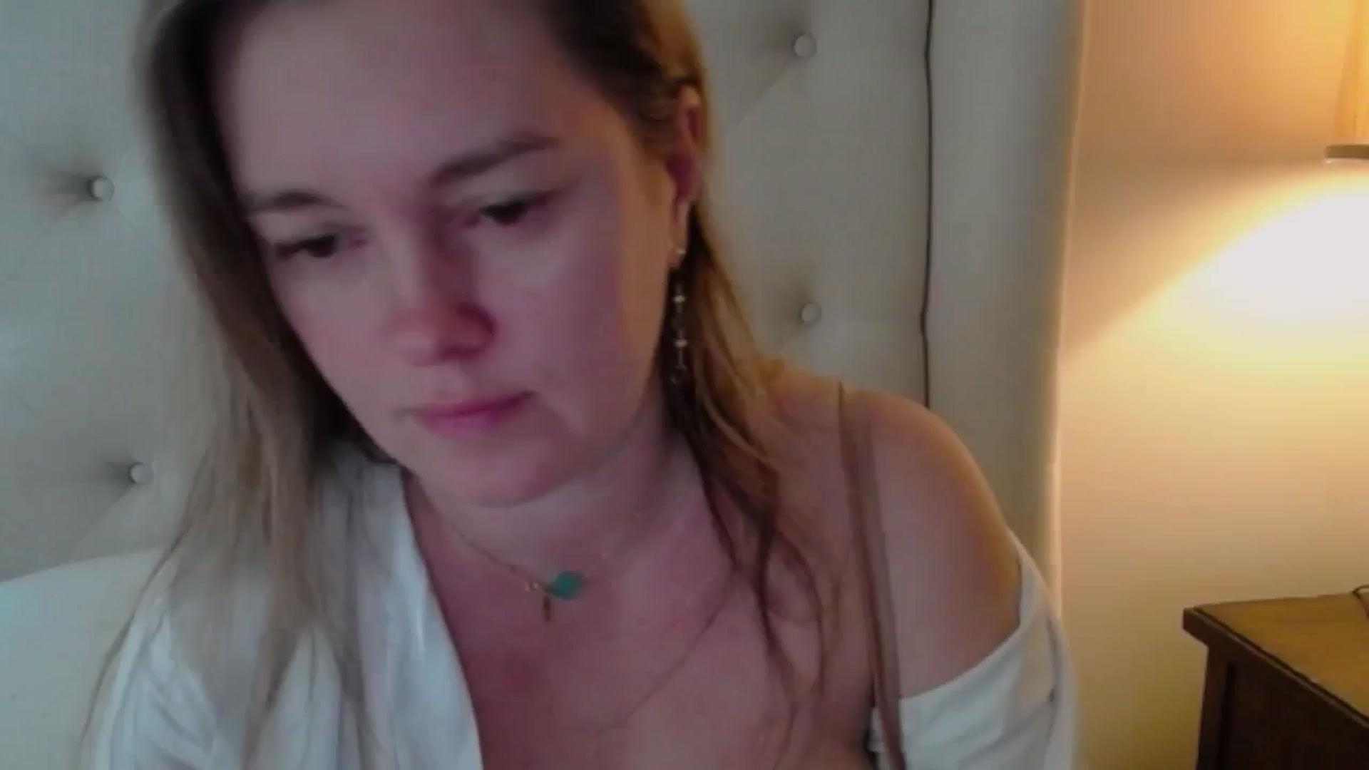 Gallery image thumbnail from J0llye's myfreecams stream on, 01/24/2025, 17:44 image 12 of 20