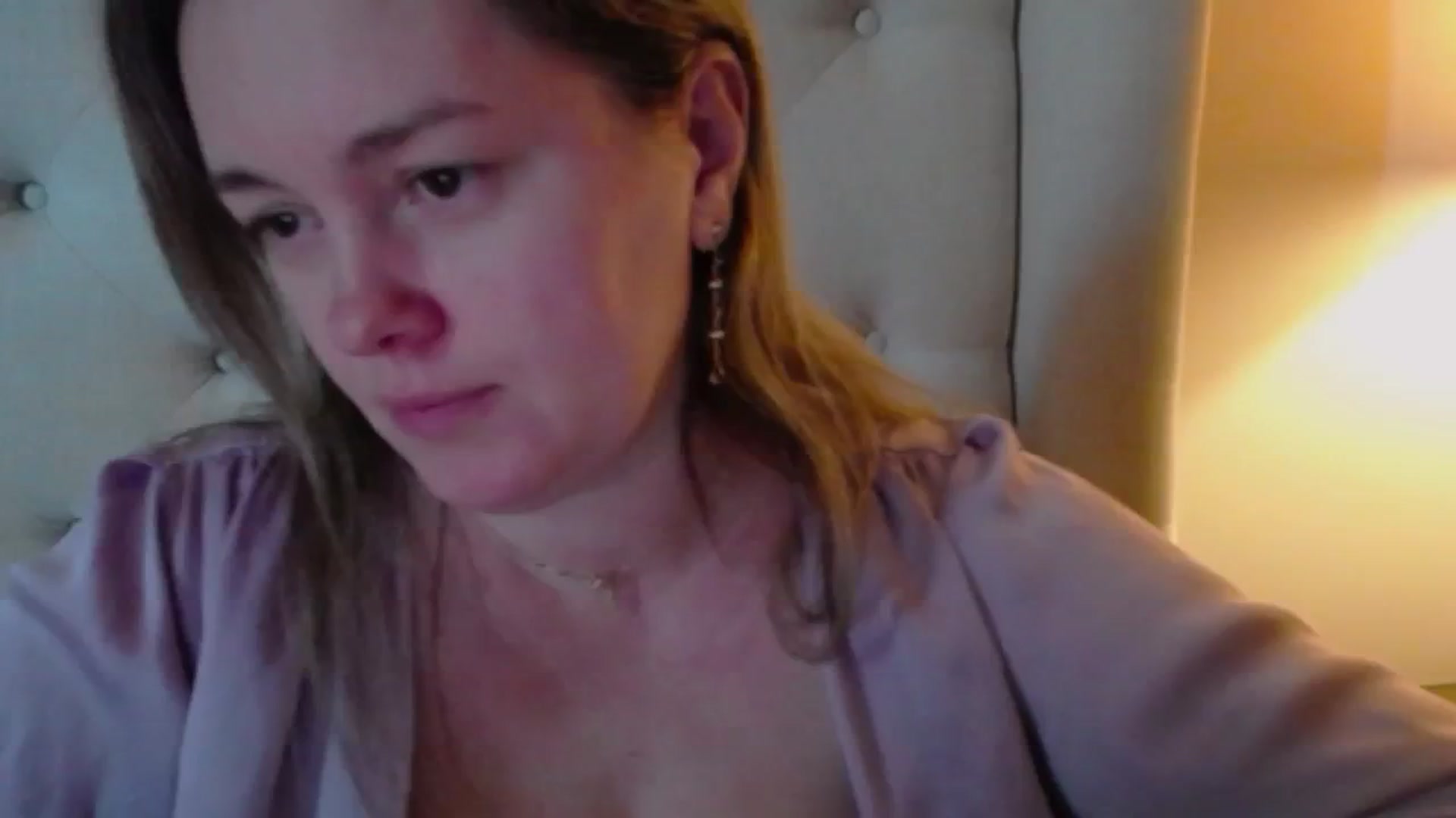 Gallery image thumbnail from J0llye's myfreecams stream on, 01/26/2025, 21:05 image 11 of 20