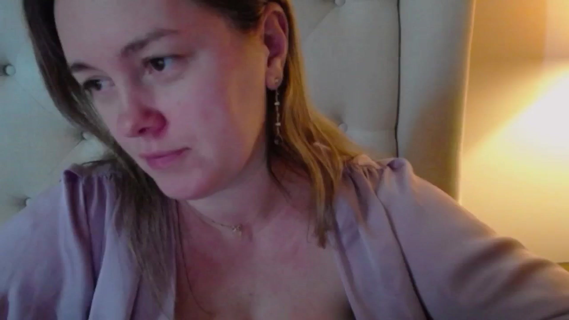 Gallery image thumbnail from J0llye's myfreecams stream on, 01/26/2025, 21:05 image 8 of 20
