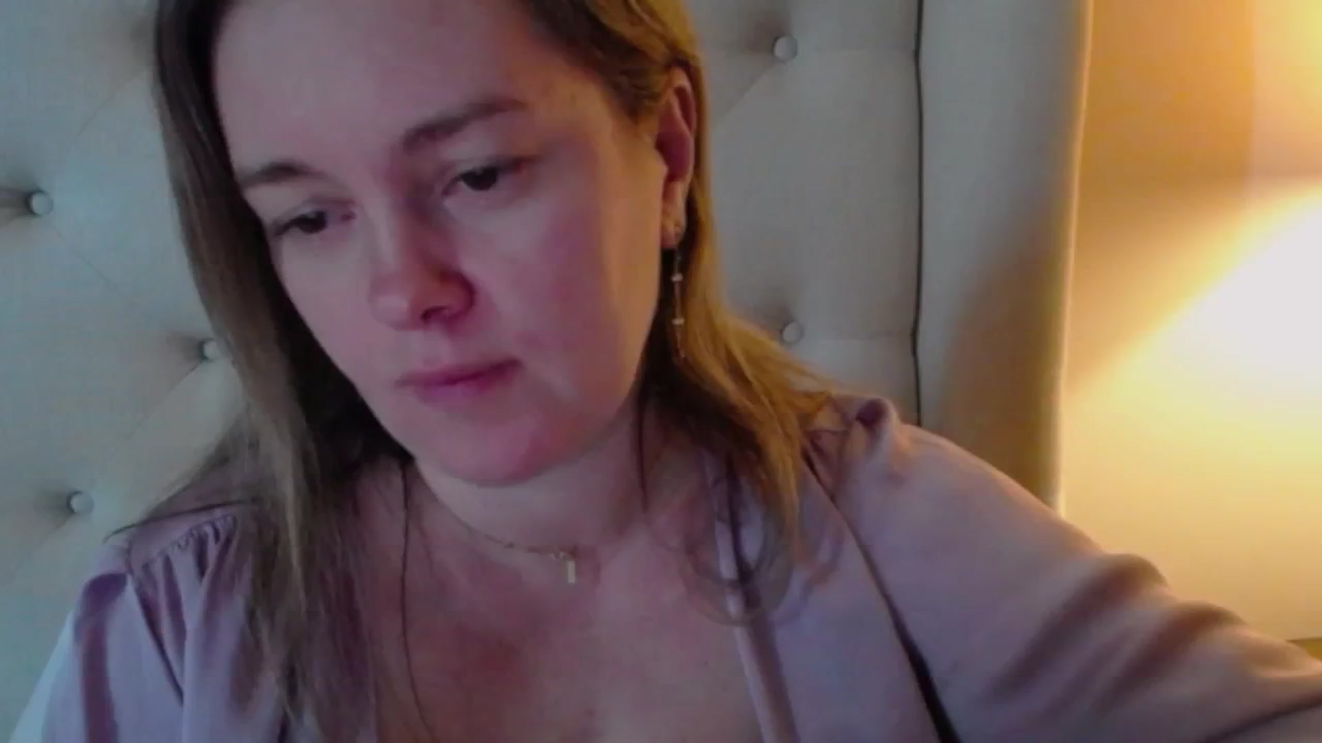 Gallery image thumbnail from J0llye's myfreecams stream on, 01/26/2025, 21:05 image 13 of 20