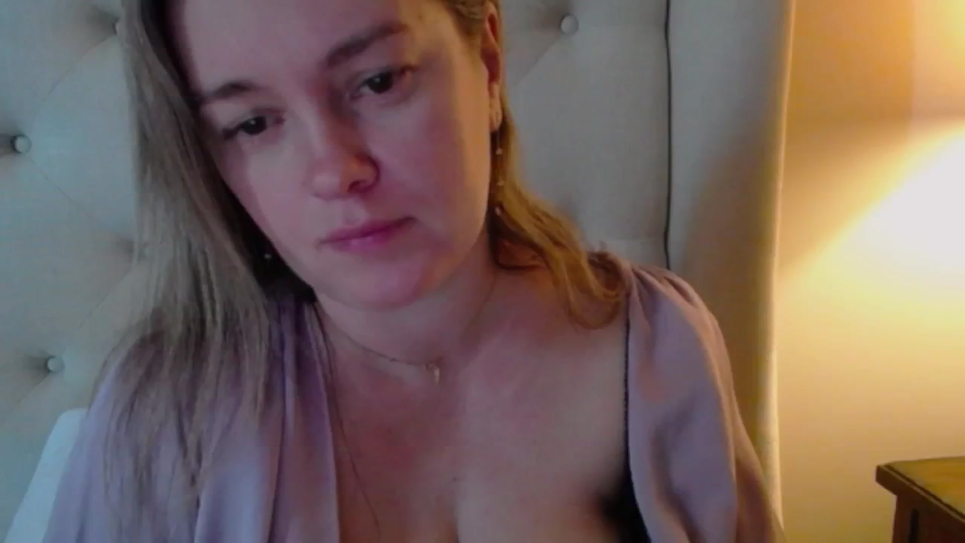 Gallery image thumbnail from J0llye's myfreecams stream on, 01/26/2025, 21:05 image 2 of 20