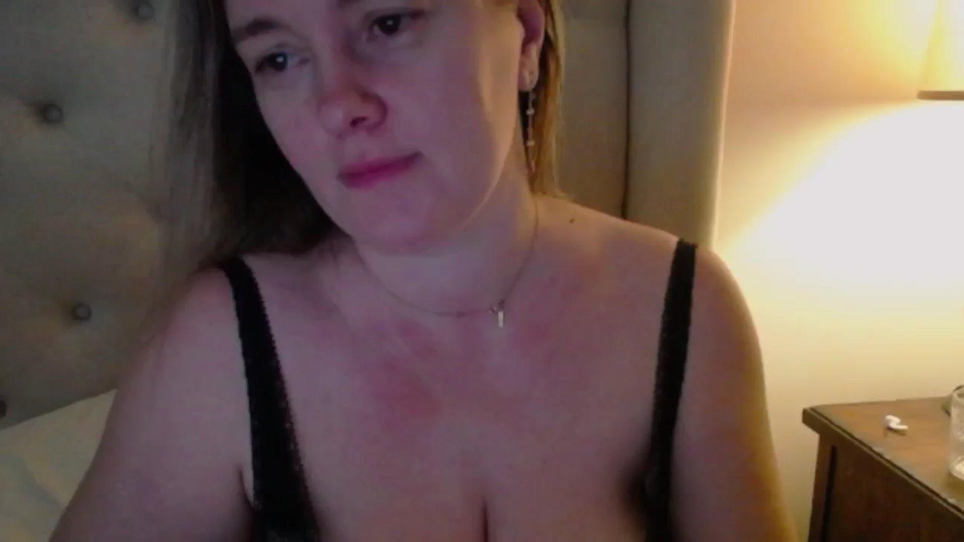 Gallery image thumbnail from J0llye's myfreecams stream on, 01/29/2025, 17:38 image 20 of 20
