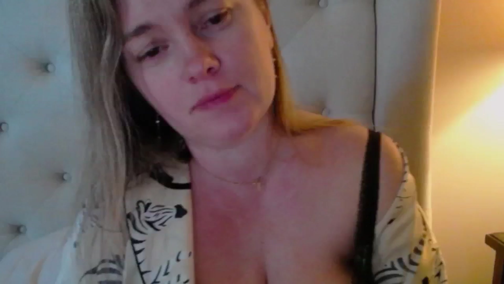 Gallery image thumbnail from J0llye's myfreecams stream on, 01/29/2025, 20:59 image 12 of 20