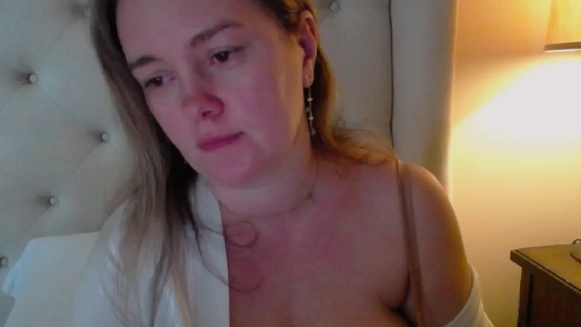 Gallery image thumbnail from J0llye's myfreecams stream on, 02/04/2025, 20:58 image 12 of 20