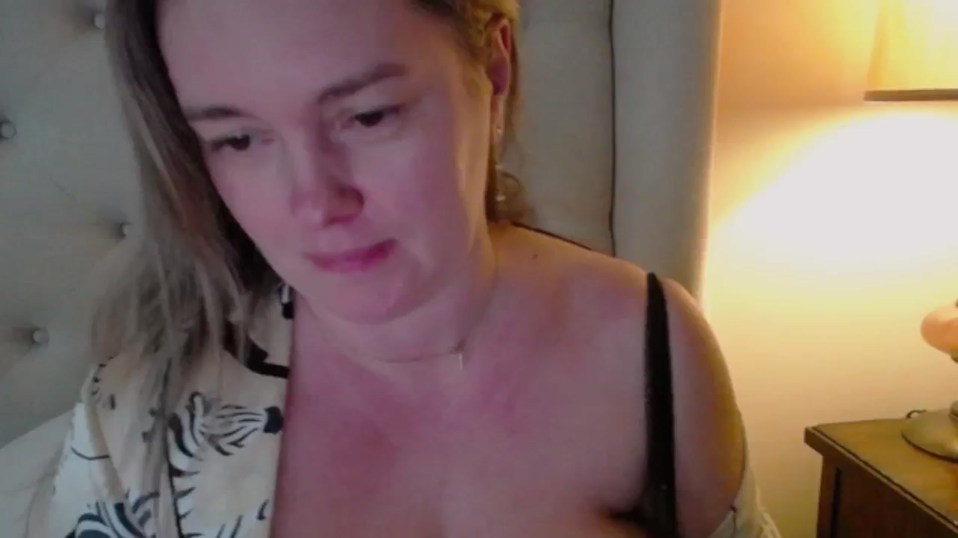 Gallery image thumbnail from J0llye's myfreecams stream on, 02/05/2025, 20:32 image 3 of 20