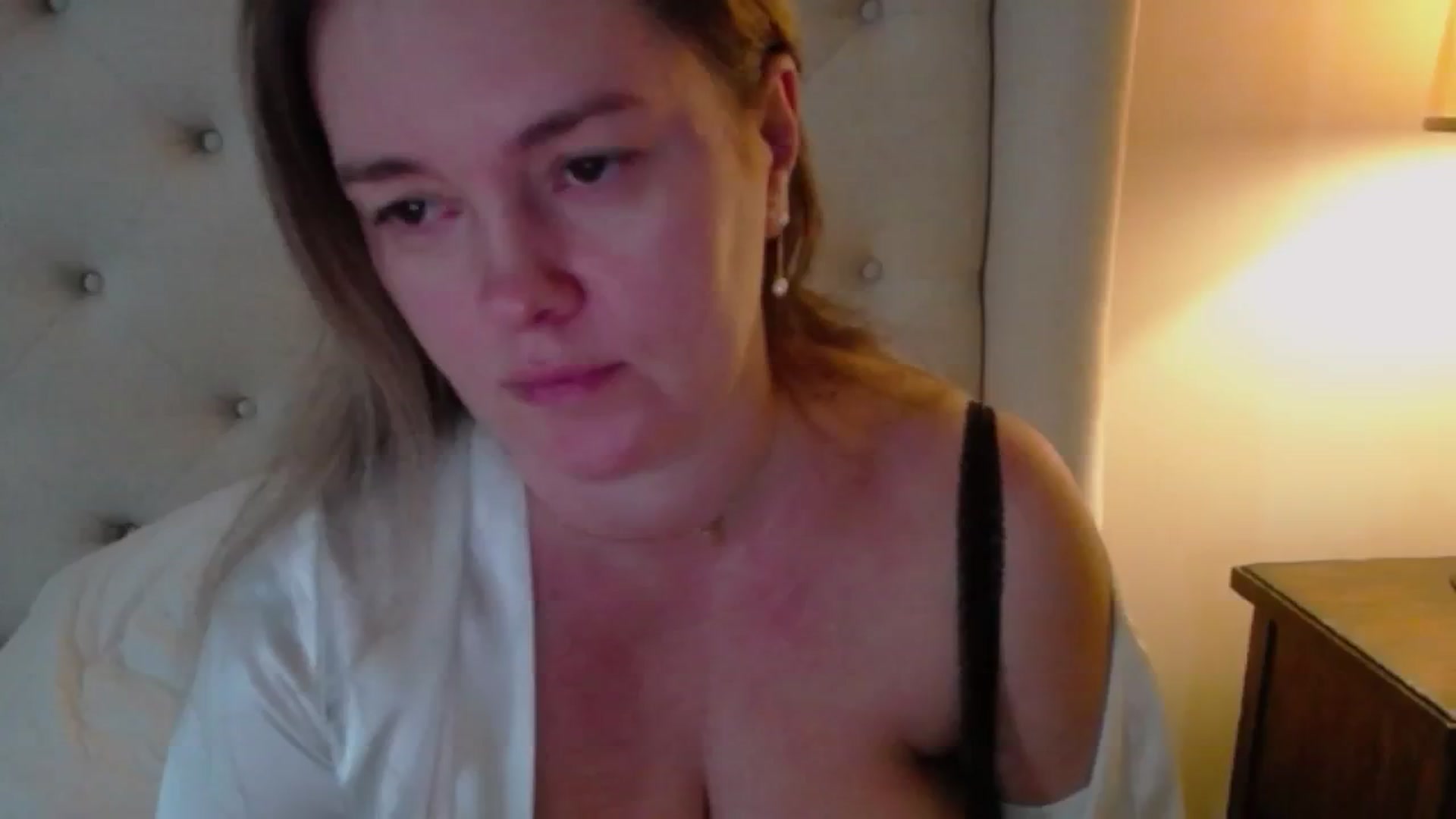 Gallery image thumbnail from J0llye's myfreecams stream on, 02/11/2025, 18:00 image 20 of 20