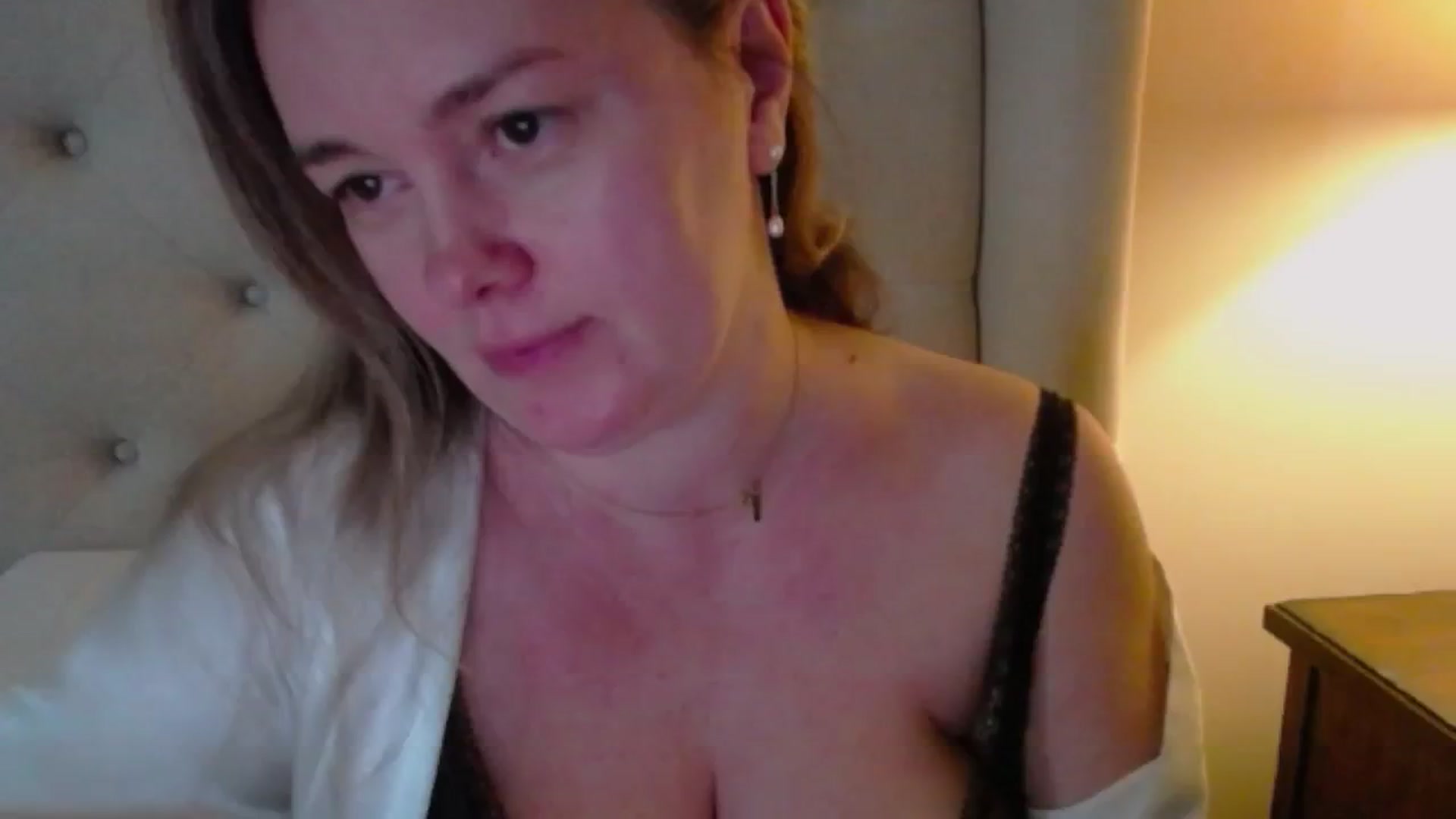 Gallery image thumbnail from J0llye's myfreecams stream on, 02/11/2025, 20:57 image 8 of 20