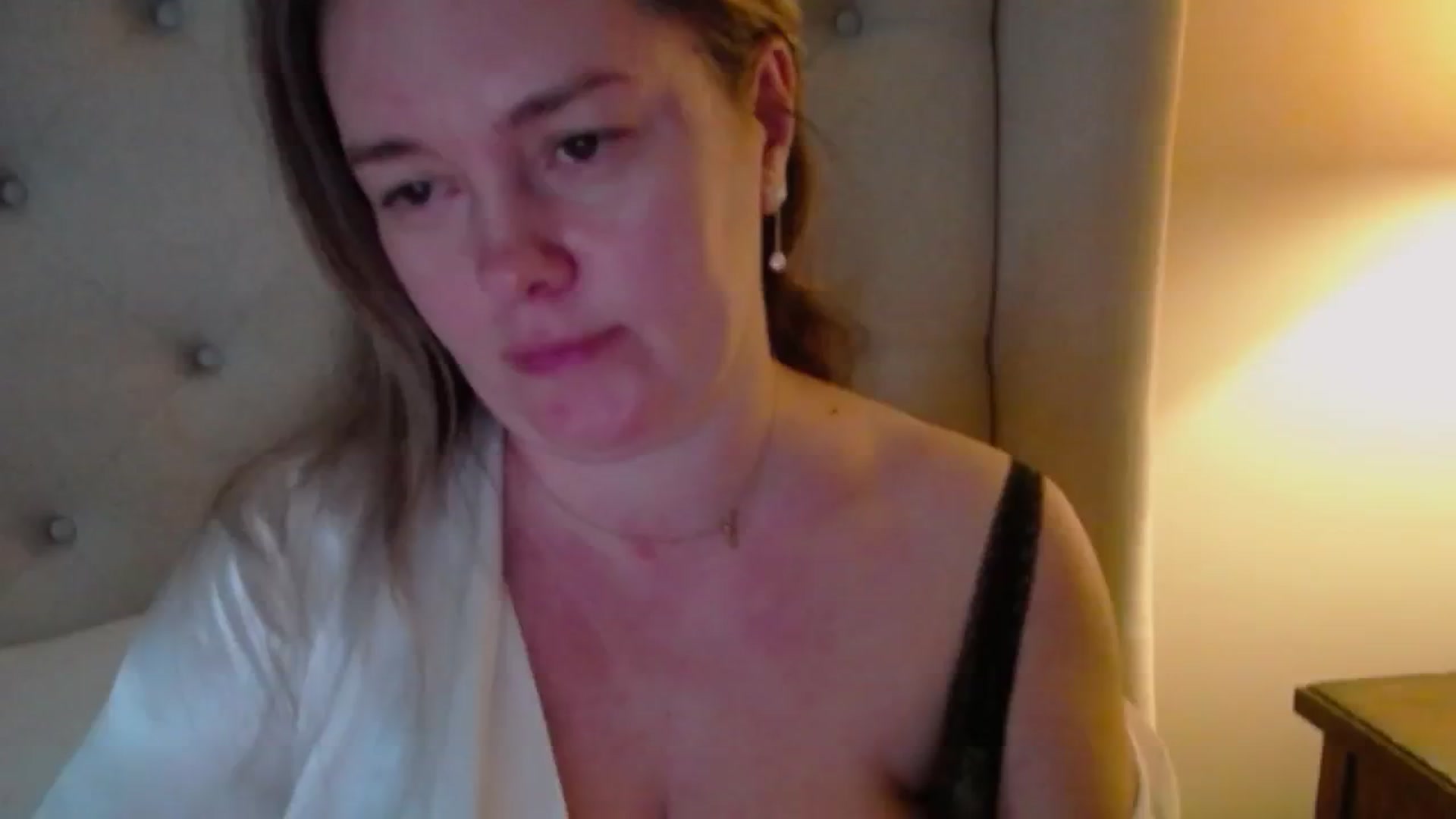 Gallery image thumbnail from J0llye's myfreecams stream on, 02/11/2025, 20:57 image 19 of 20