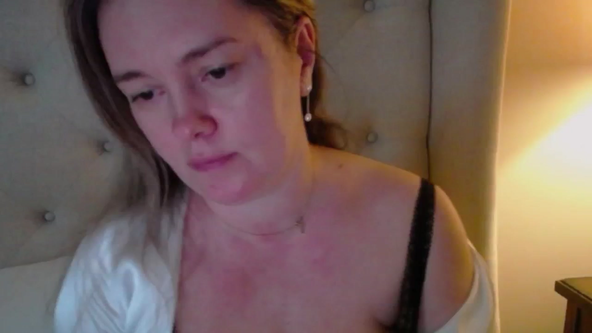 Gallery image thumbnail from J0llye's myfreecams stream on, 02/11/2025, 20:57 image 14 of 20