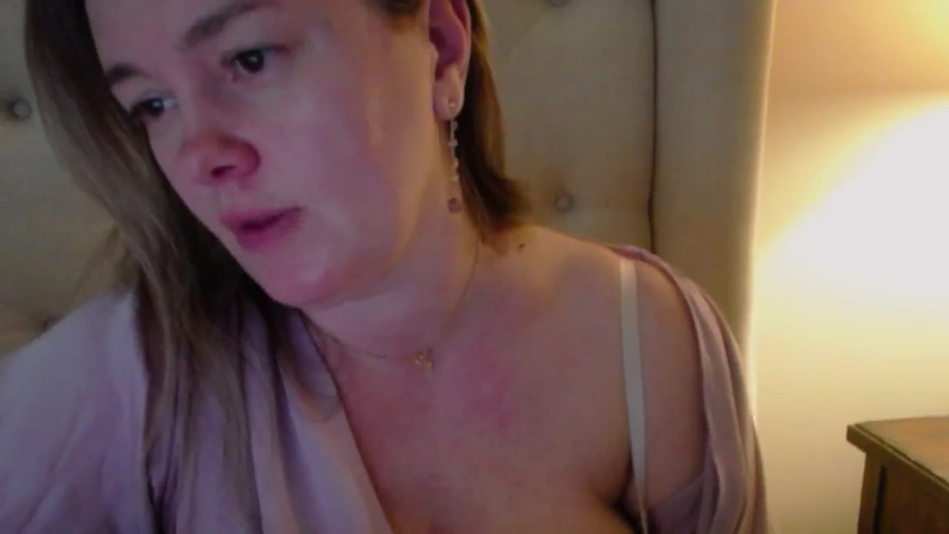 Gallery image thumbnail from J0llye's myfreecams stream on, 02/13/2025, 20:58 image 19 of 20