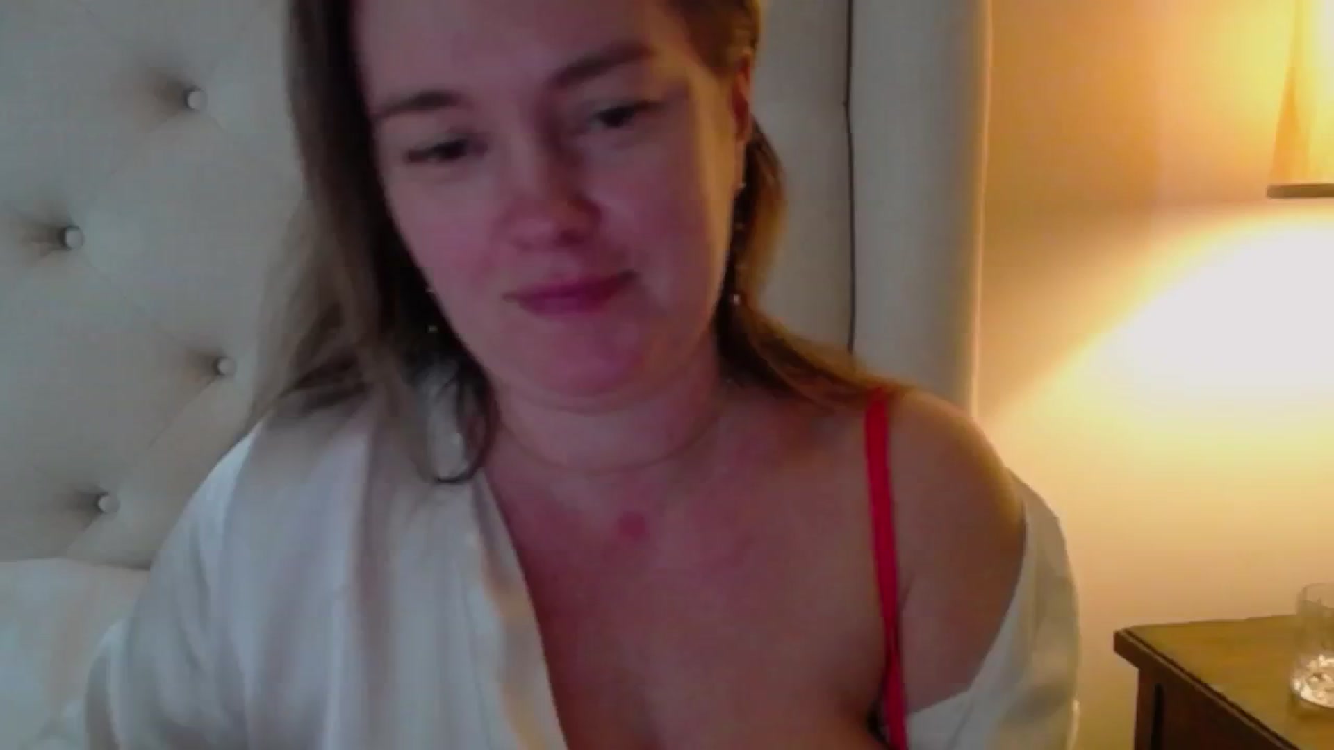 Gallery image thumbnail from J0llye's myfreecams stream on, 02/14/2025, 19:45 image 7 of 20