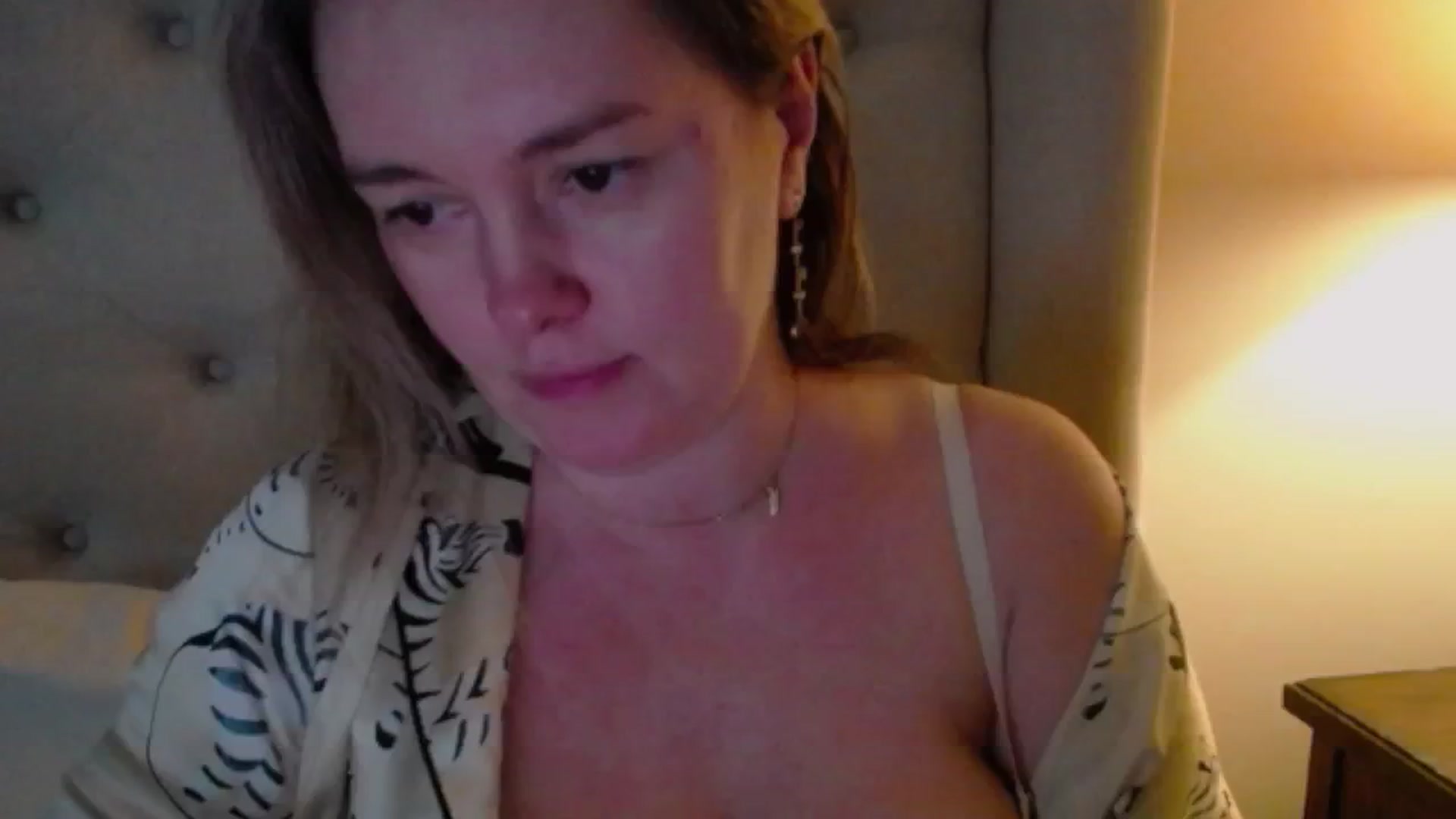 Gallery image thumbnail from J0llye's myfreecams stream on, 02/15/2025, 21:19 image 16 of 20