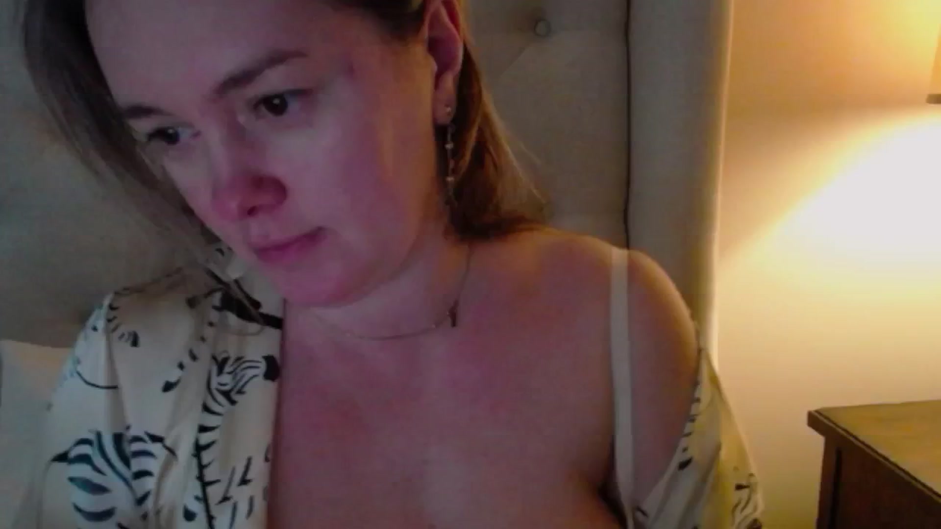 Gallery image thumbnail from J0llye's myfreecams stream on, 02/15/2025, 21:19 image 2 of 20