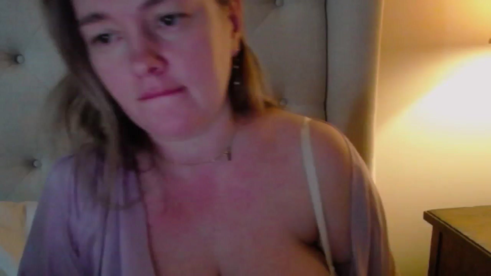 Gallery image thumbnail from J0llye's myfreecams stream on, 02/16/2025, 20:34 image 9 of 20
