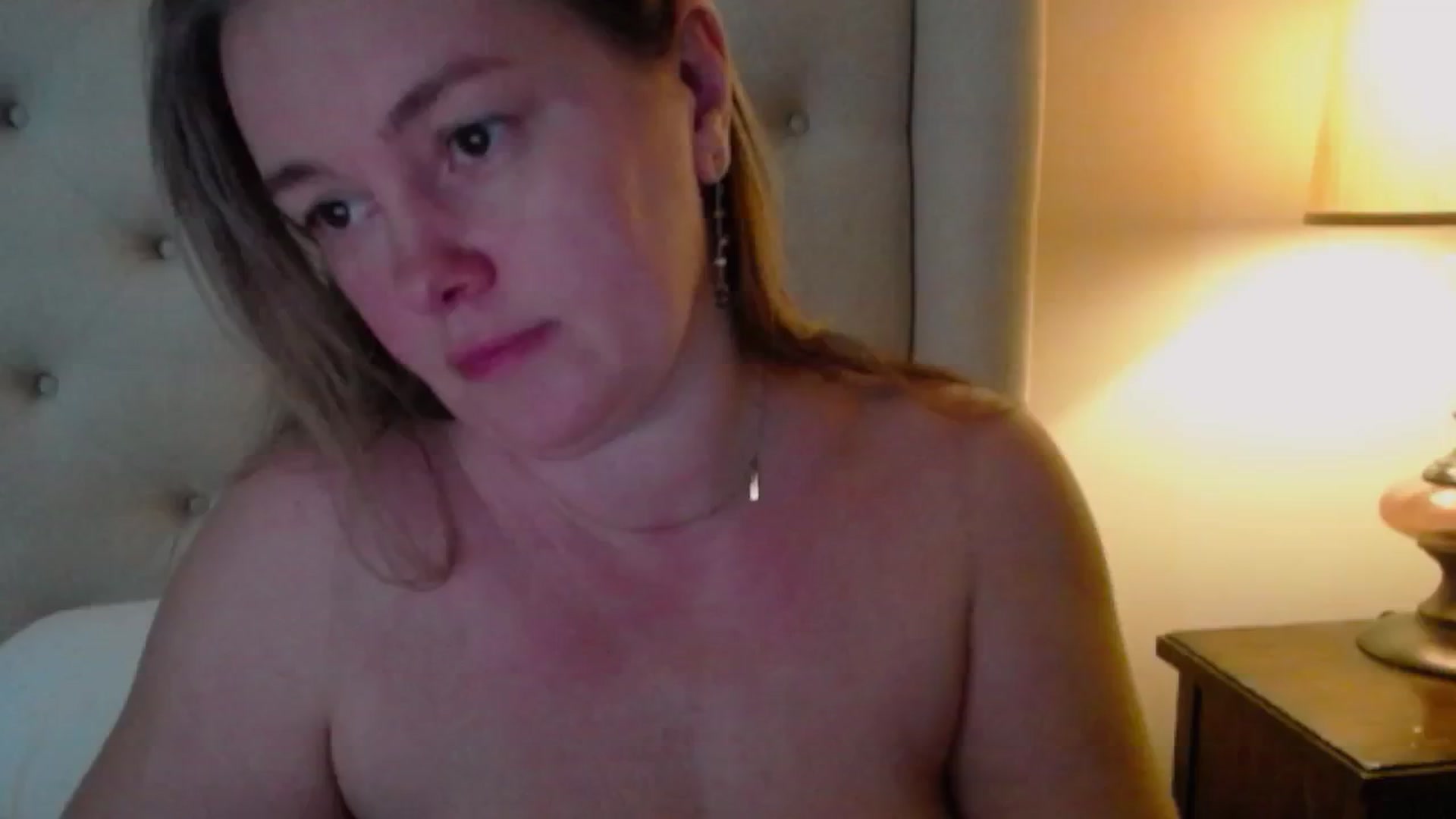 Gallery image thumbnail from J0llye's myfreecams stream on, 02/17/2025, 20:57 image 8 of 20