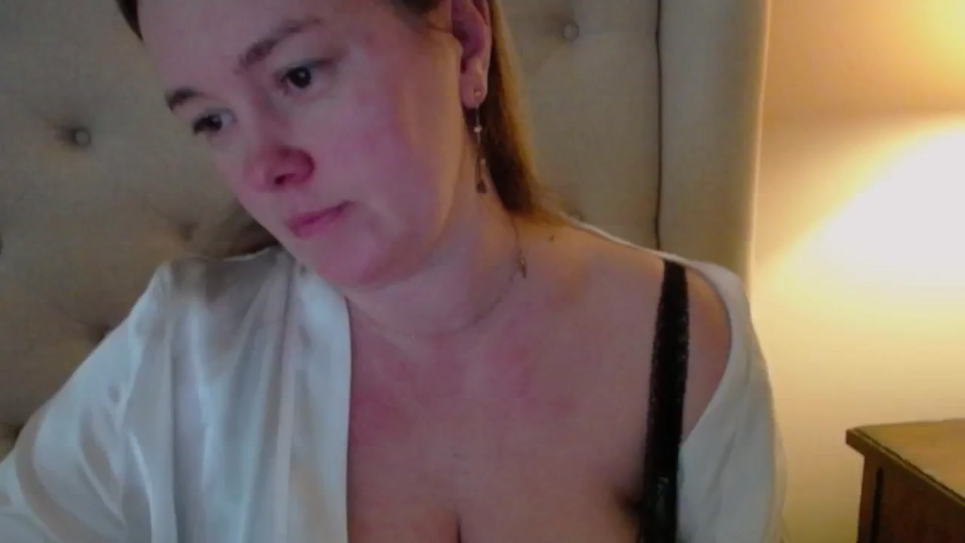 Gallery image thumbnail from J0llye's myfreecams stream on, 02/19/2025, 21:07 image 3 of 20
