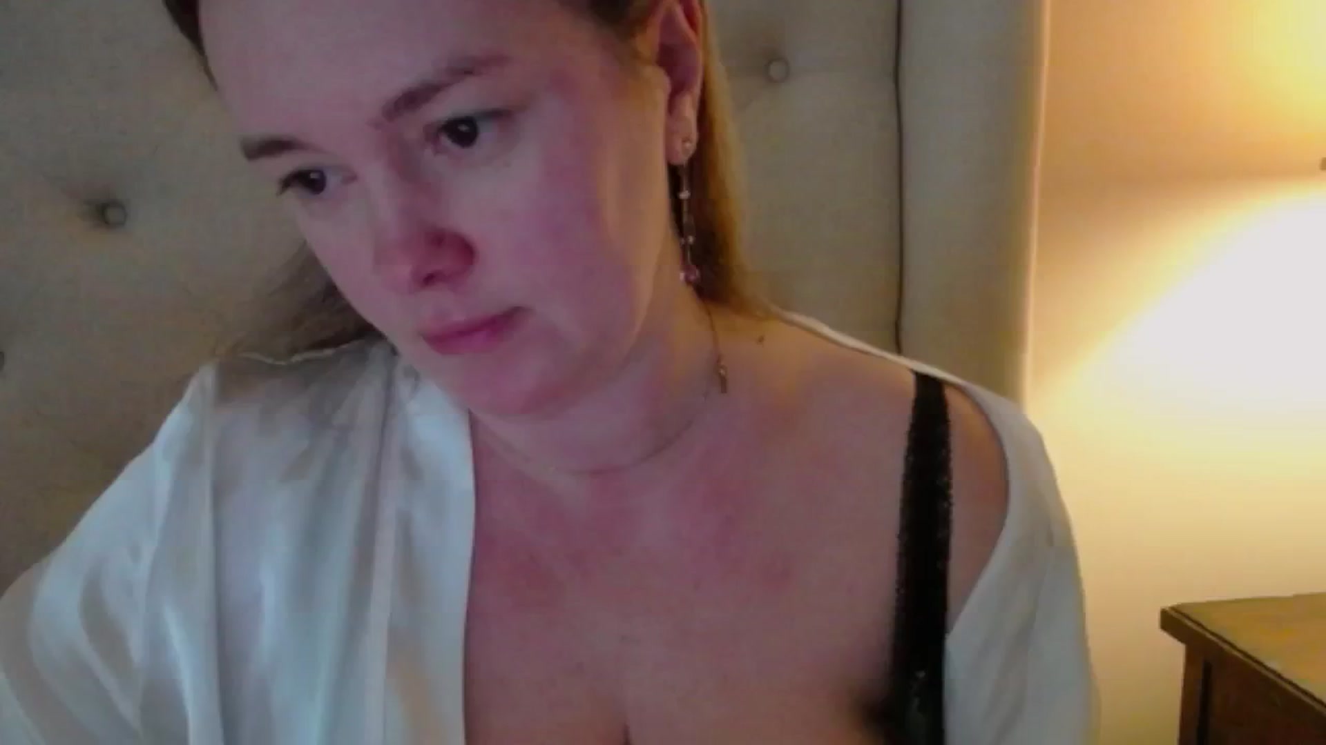 Gallery image thumbnail from J0llye's myfreecams stream on, 02/19/2025, 21:07 image 2 of 20