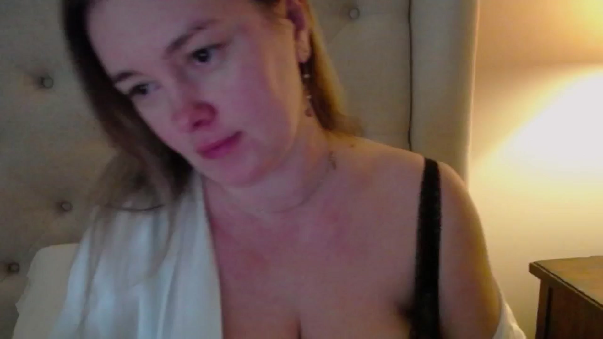 Gallery image thumbnail from J0llye's myfreecams stream on, 02/19/2025, 21:07 image 7 of 20