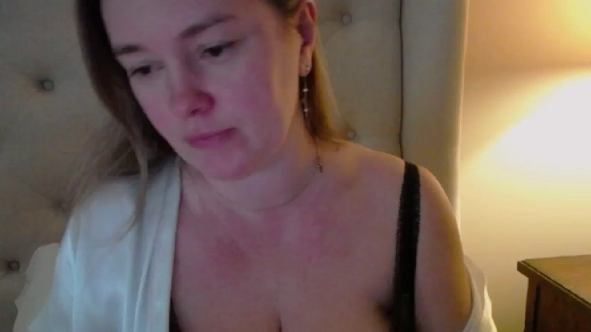 Gallery image thumbnail from J0llye's myfreecams stream on, 02/19/2025, 21:07 image 5 of 20