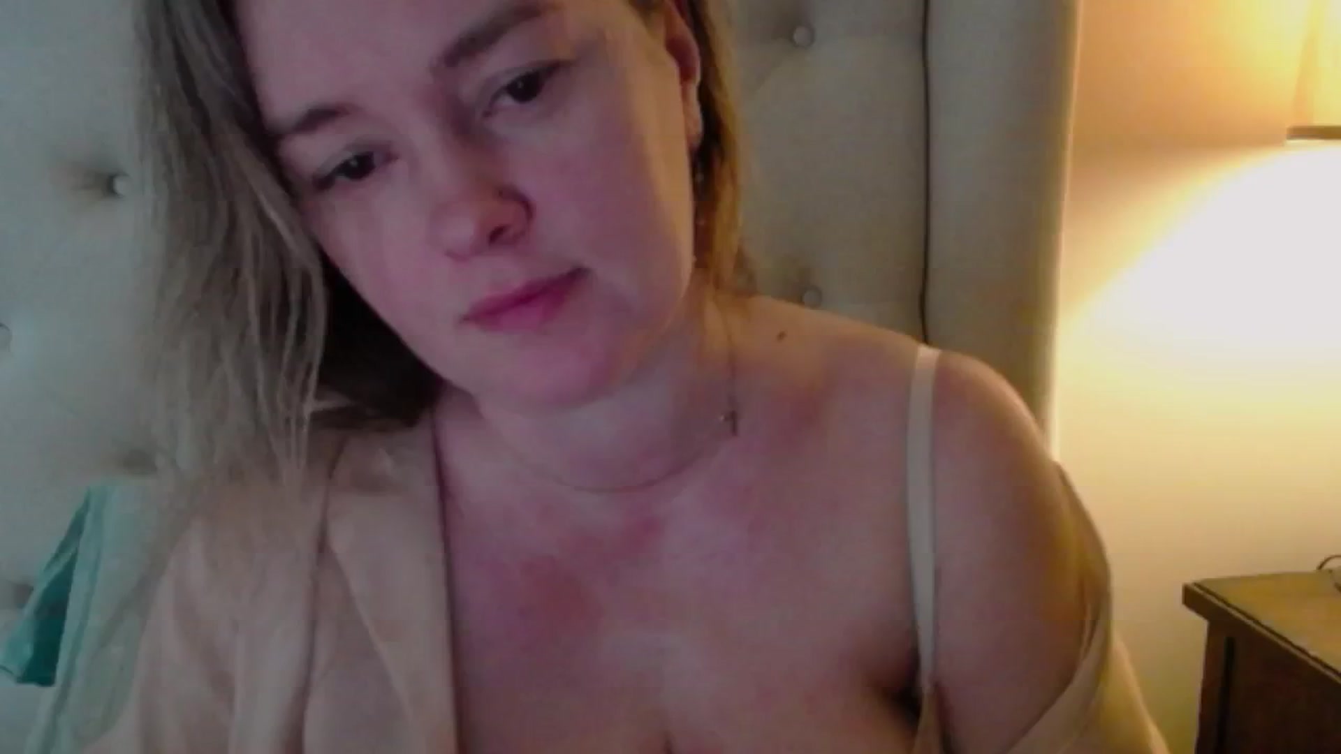 Gallery image thumbnail from J0llye's myfreecams stream on, 02/24/2025, 17:47 image 5 of 20