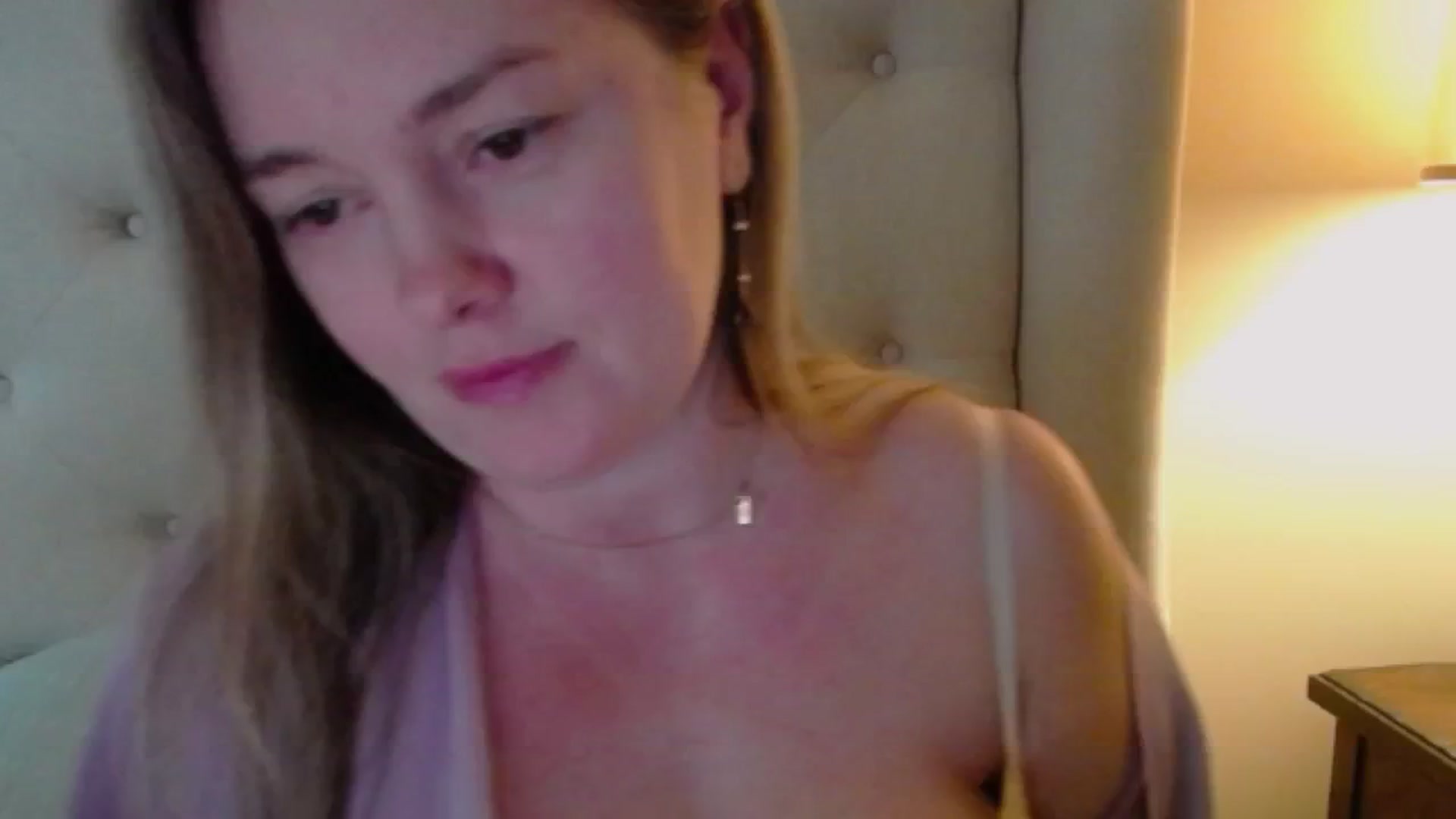 Gallery image thumbnail from J0llye's myfreecams stream on, 02/24/2025, 20:59 image 1 of 20